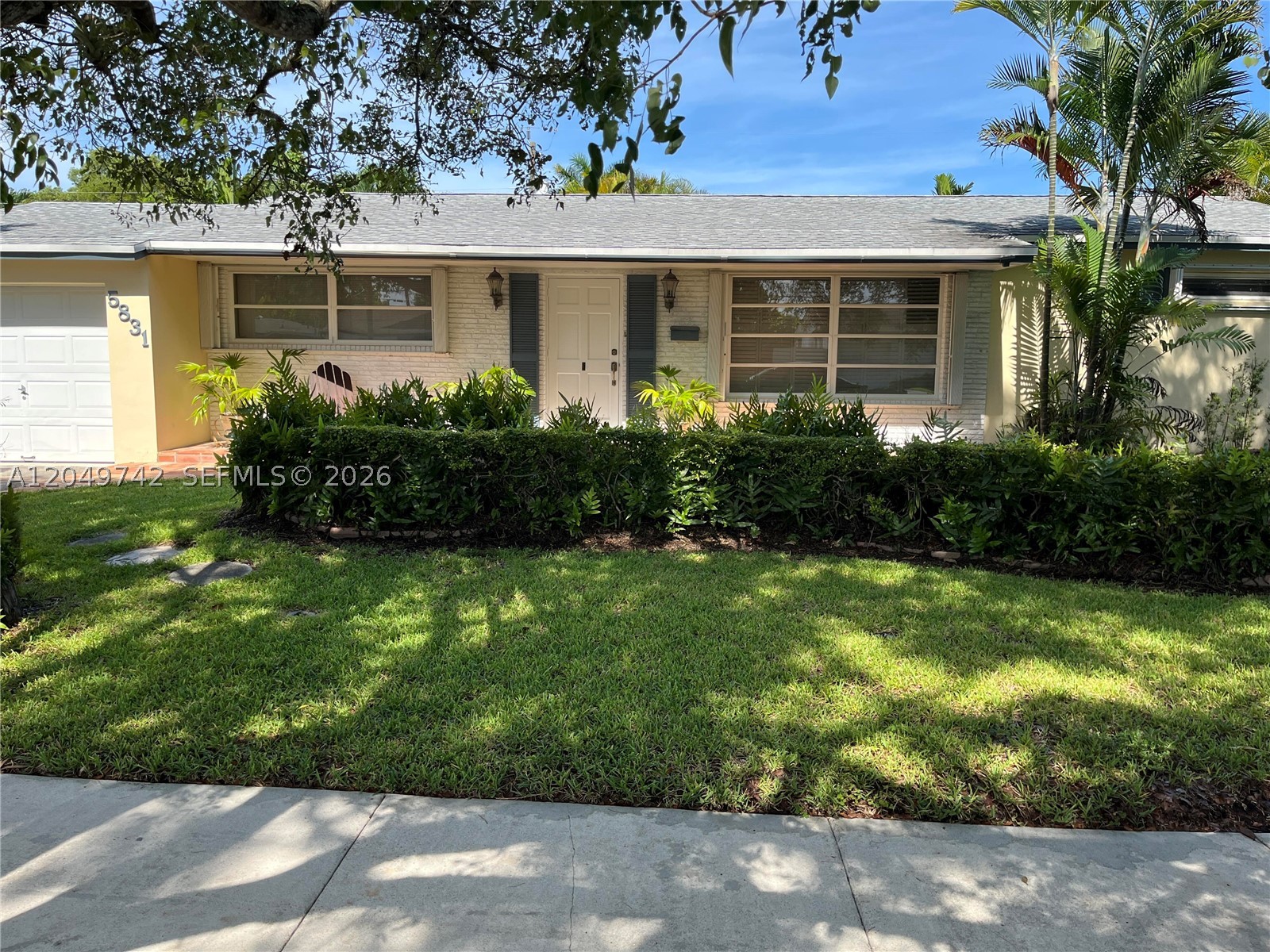 5831 Sw 89th Ct Property Photo 1