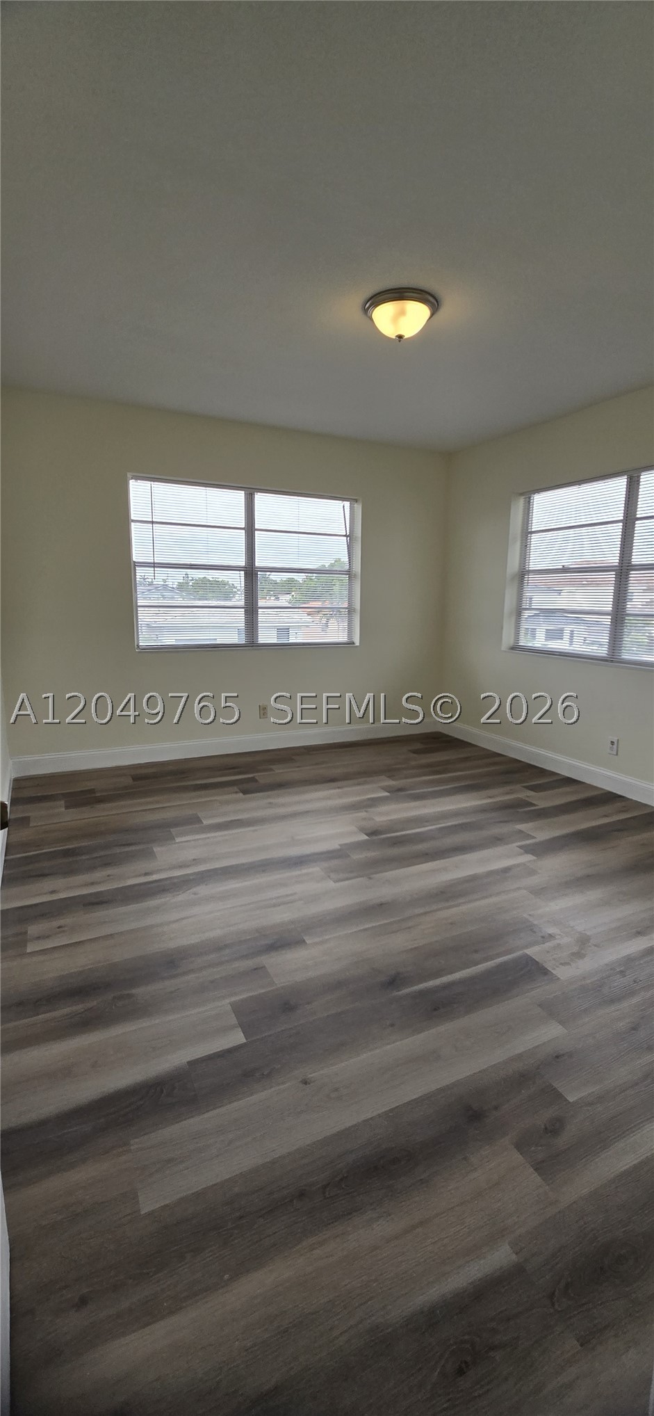 9041 Harding Ave 3 Property Photo 13