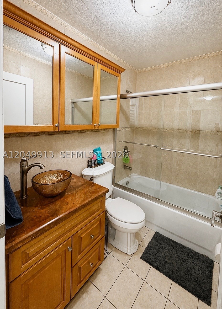 15241 Nw 89th Ave Property Photo 8