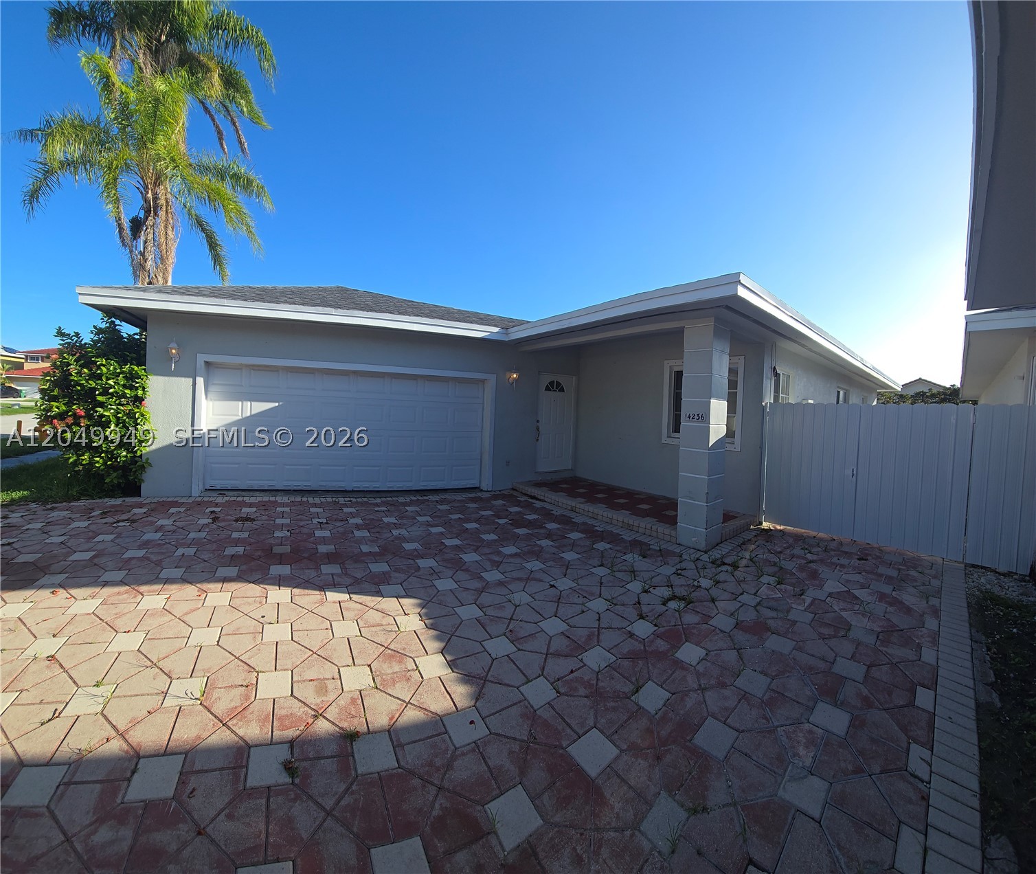 14236 Sw 148th Ave Property Photo 1
