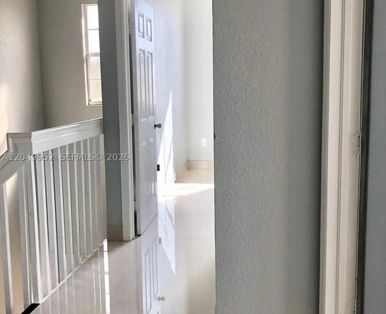 3965 Ne 15th St Property Photo 10