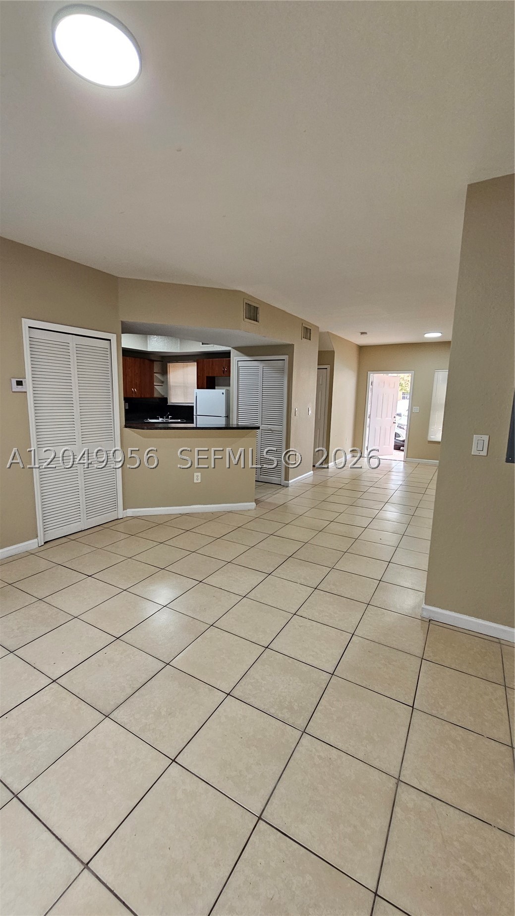 785 Sw 6th Pl 1 Property Photo 3