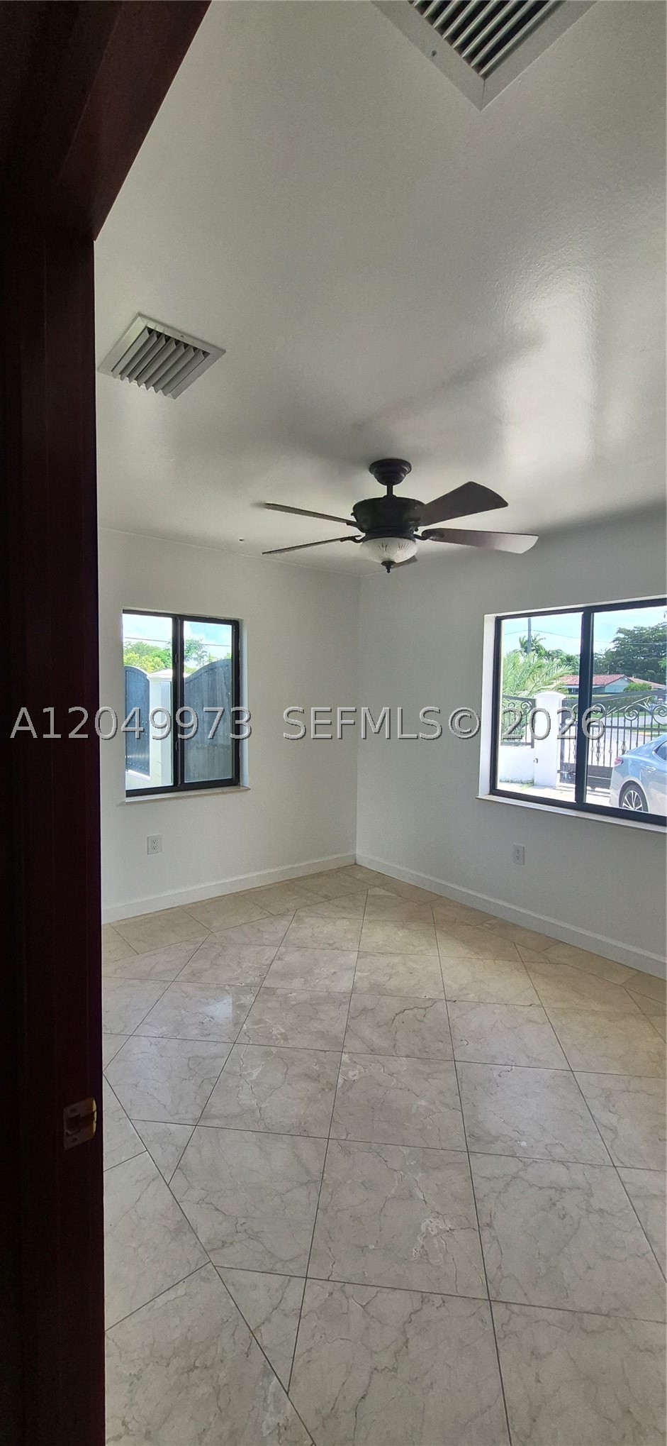 3711 Sw 122nd Ave Property Photo 10