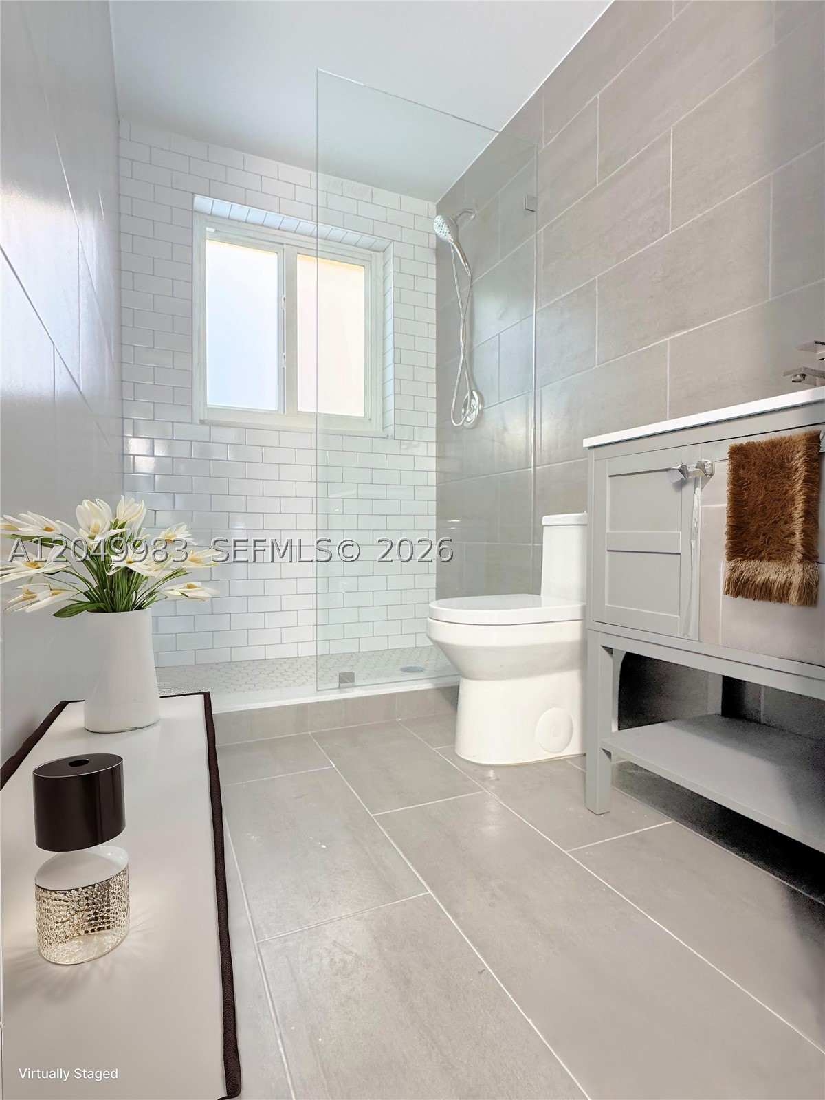 7325 Byron Ave 8 Property Photo 6