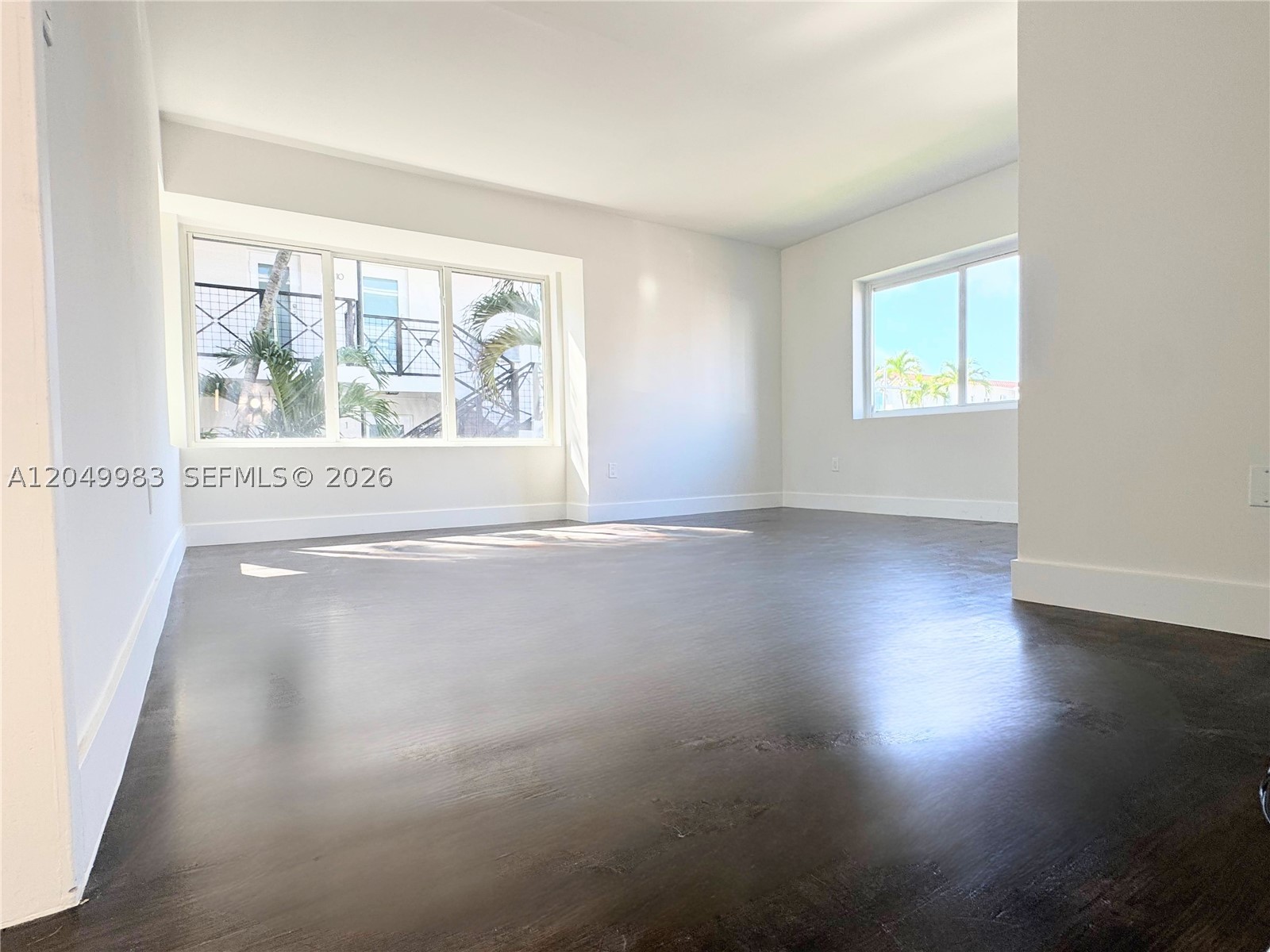 7325 Byron Ave 8 Property Photo 9