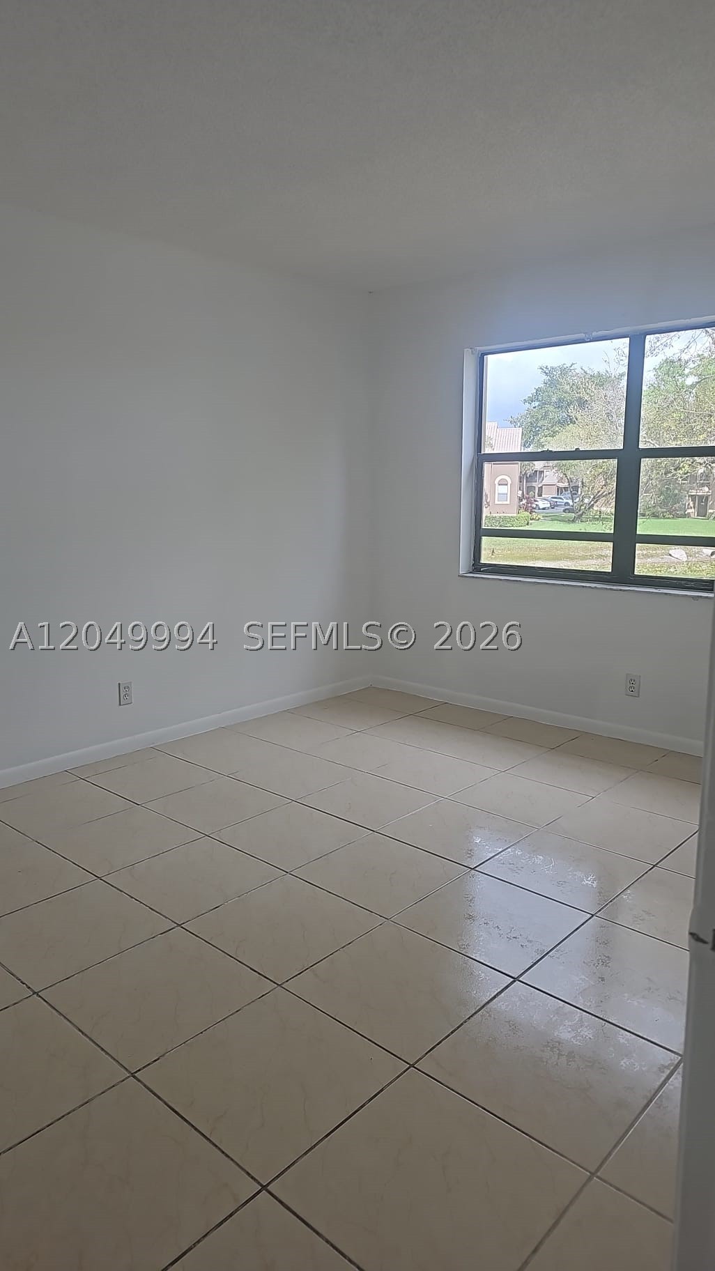 9022 NW 28th Dr 2-202 Property Photo 1