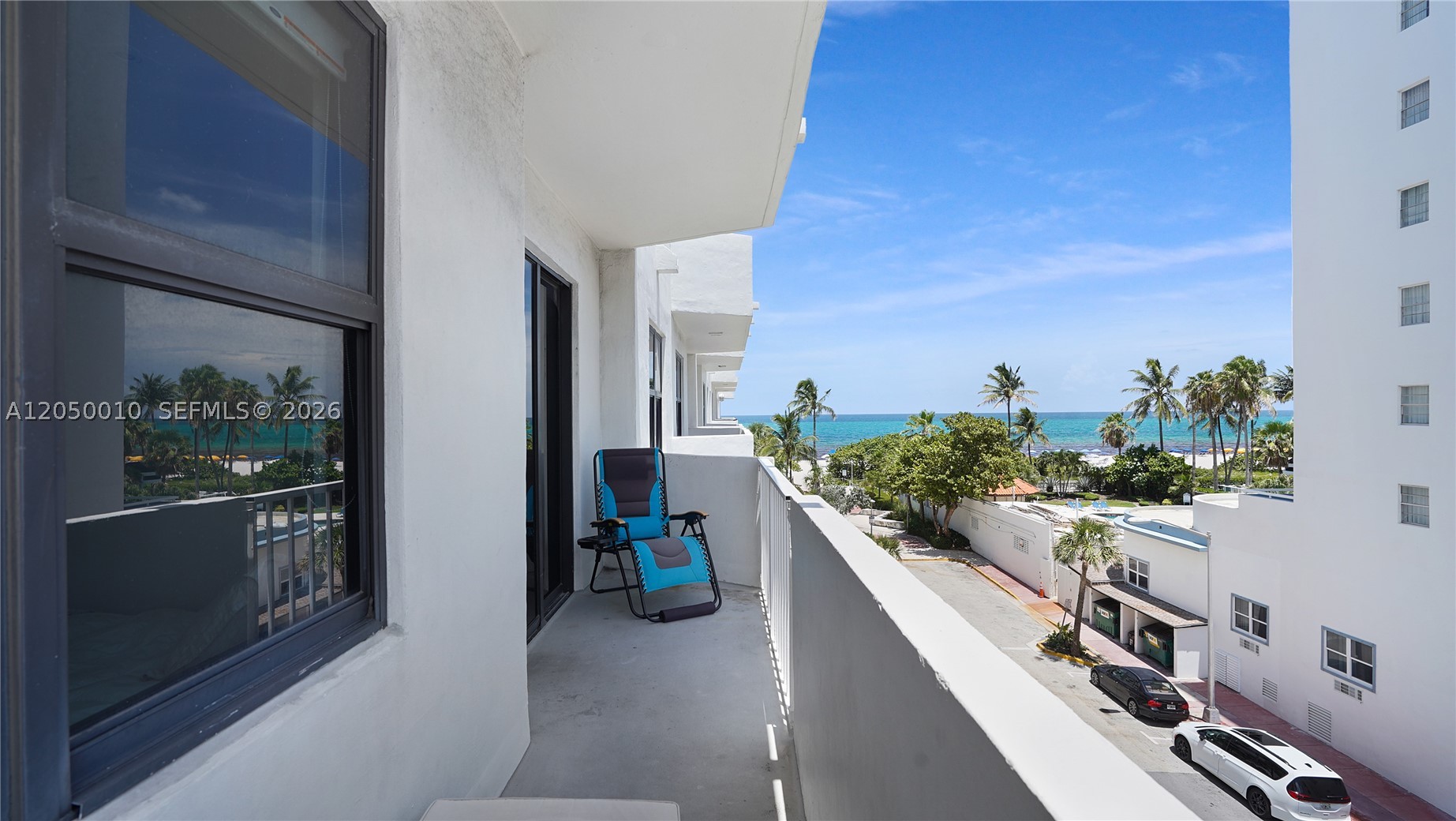 4301 Collins Ave 403 Property Photo 10