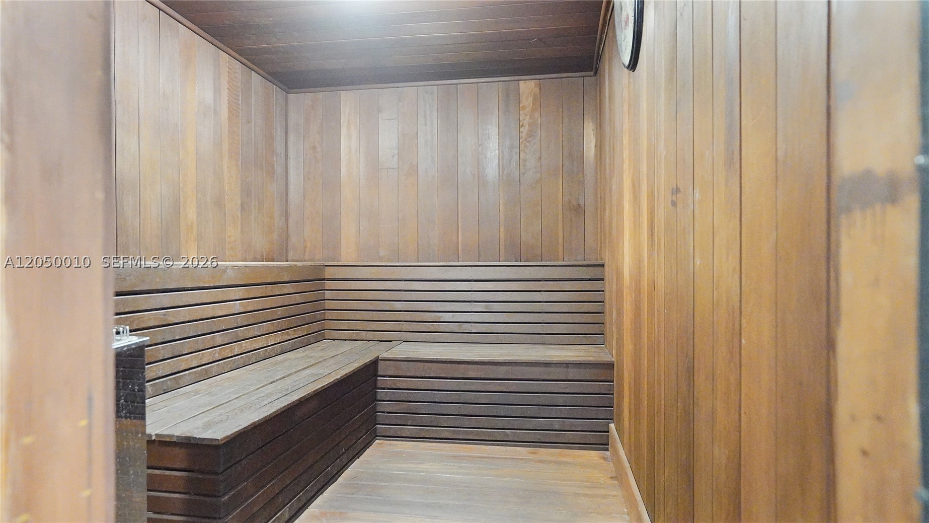 4301 Collins Ave 403 Property Photo 11