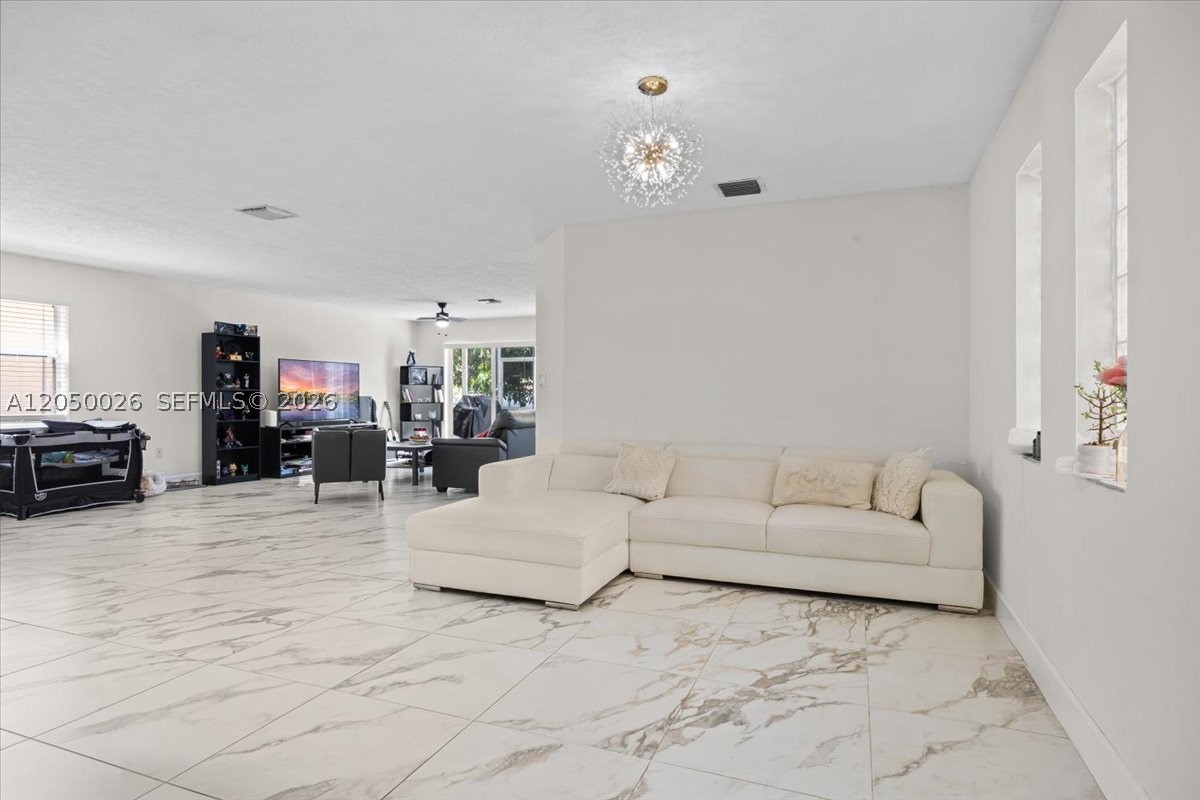 9847 Fairway Cove Ln Property Photo 45