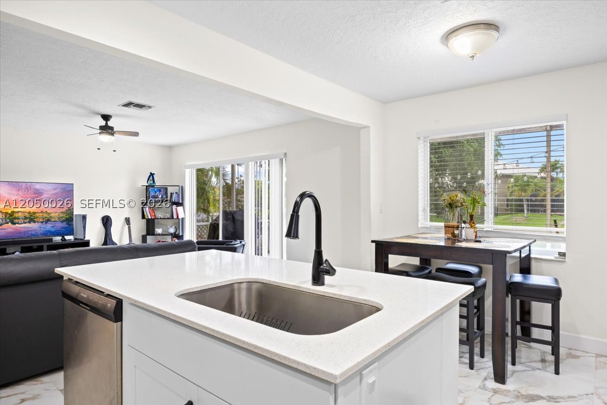 9847 Fairway Cove Ln Property Photo 54