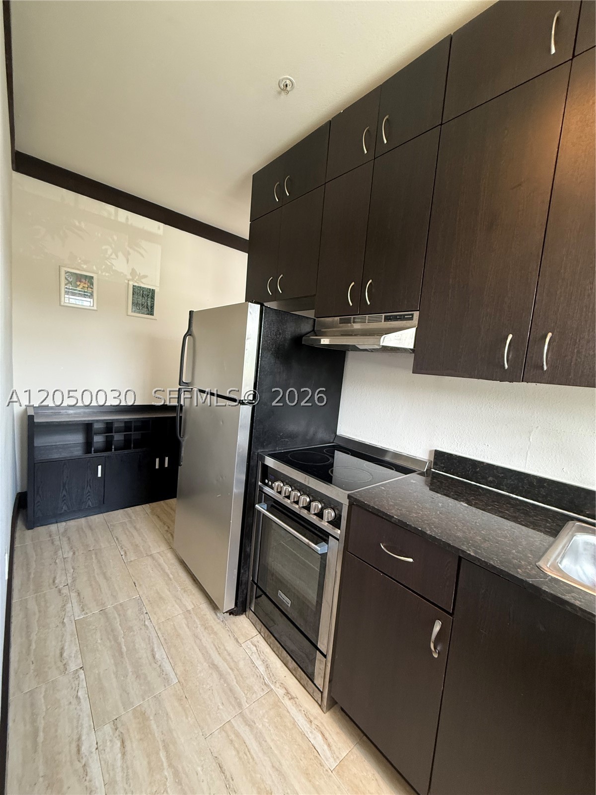 1330 Pennsylvania Ave 307 Property Photo 1