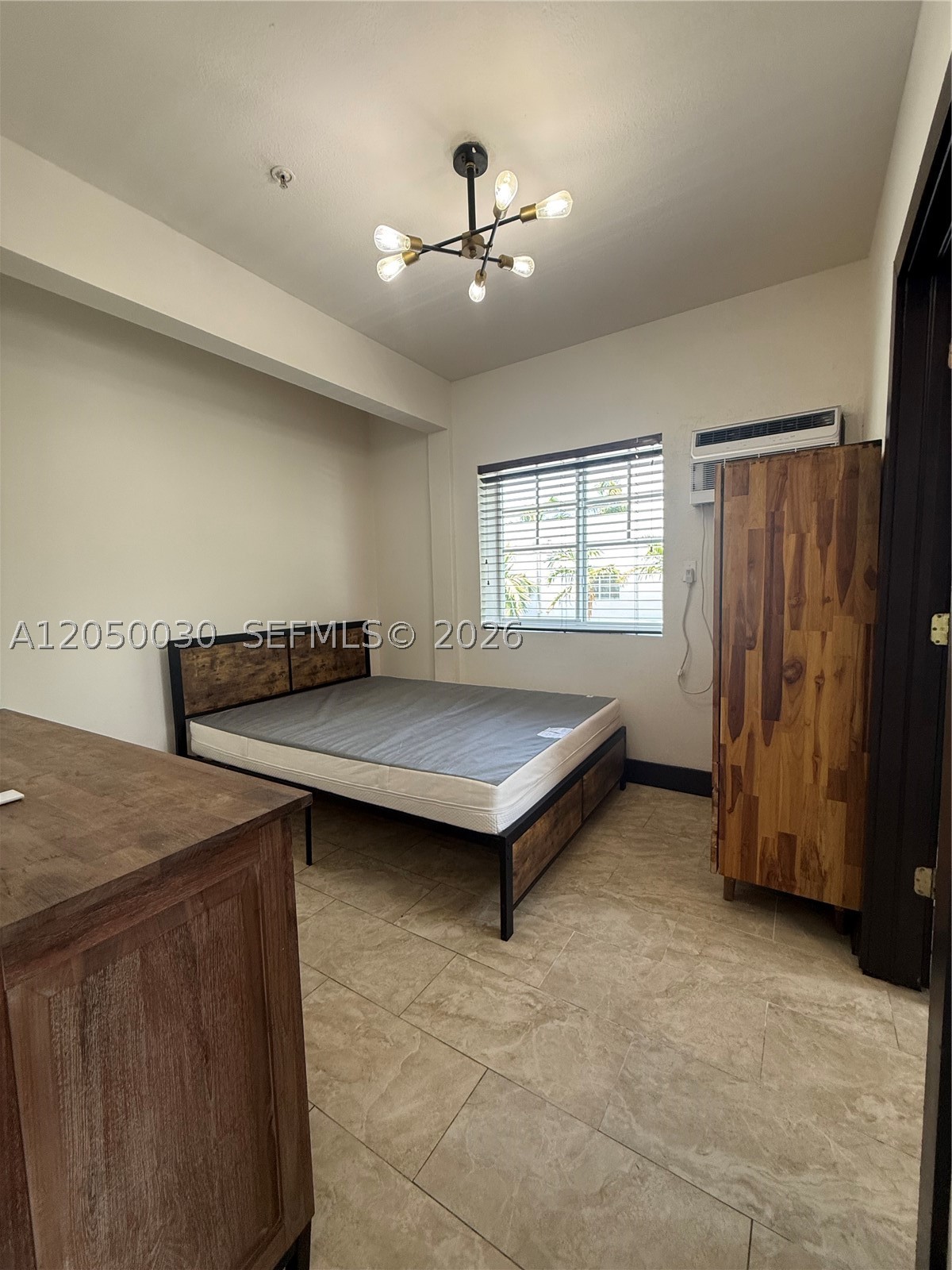 1330 Pennsylvania Ave 307 Property Photo 3
