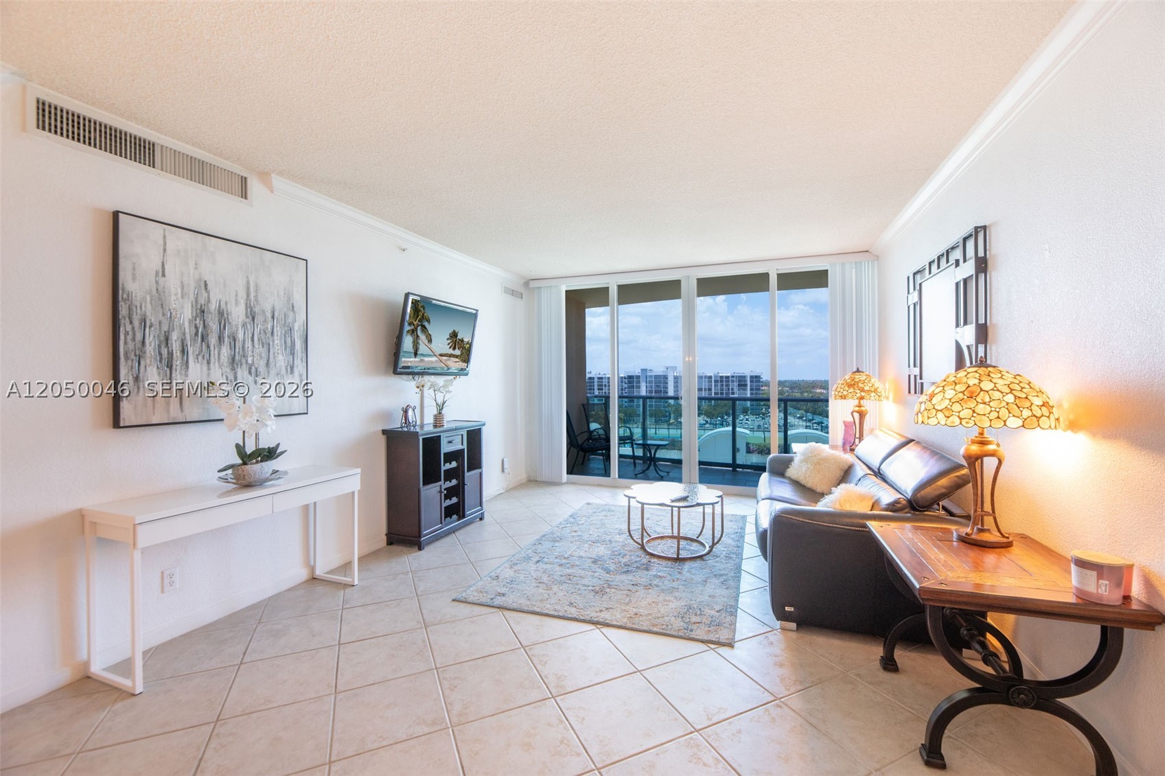 2501 S Ocean Dr 828 Property Photo 3