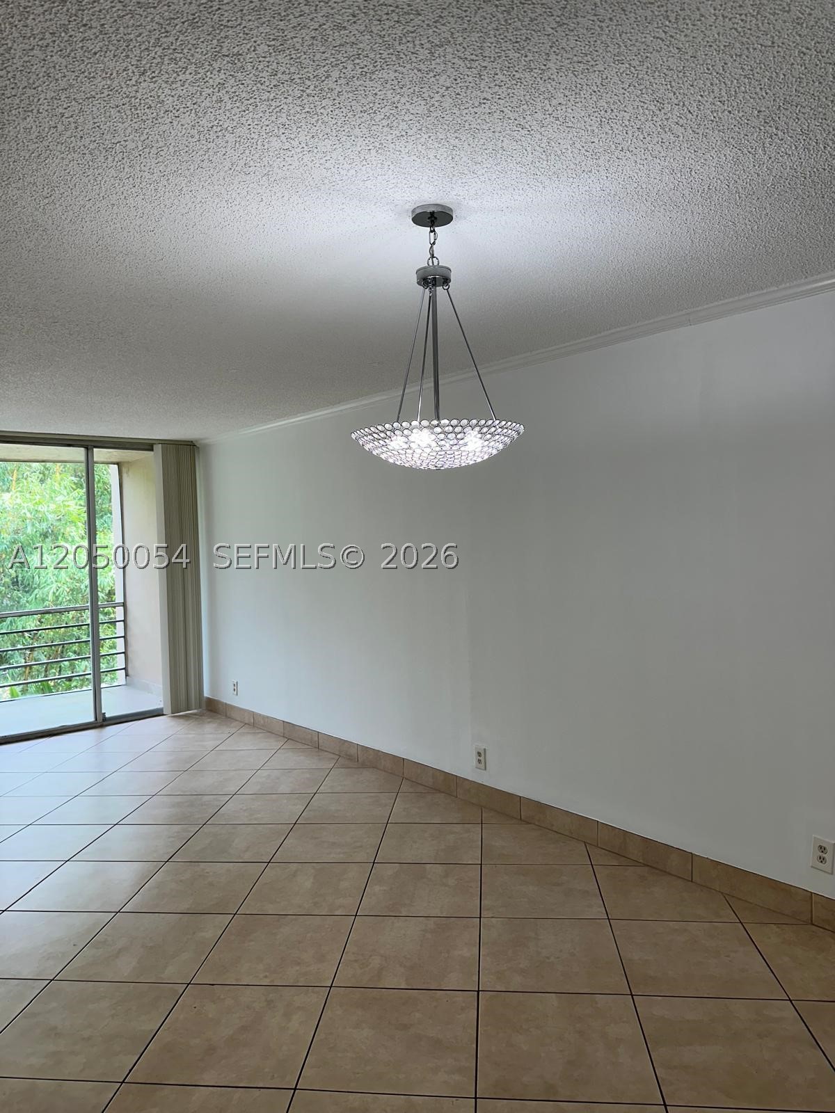 9410 Live Oak Pl 305 Property Photo 10