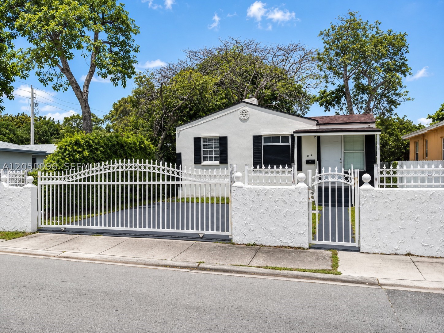 1114 NW 59th St Property Photo 1
