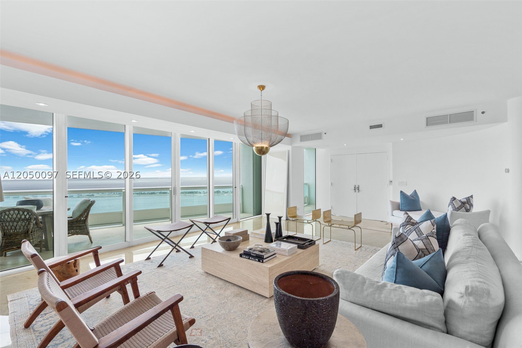 1643 Brickell Ave 2805 Property Photo 4