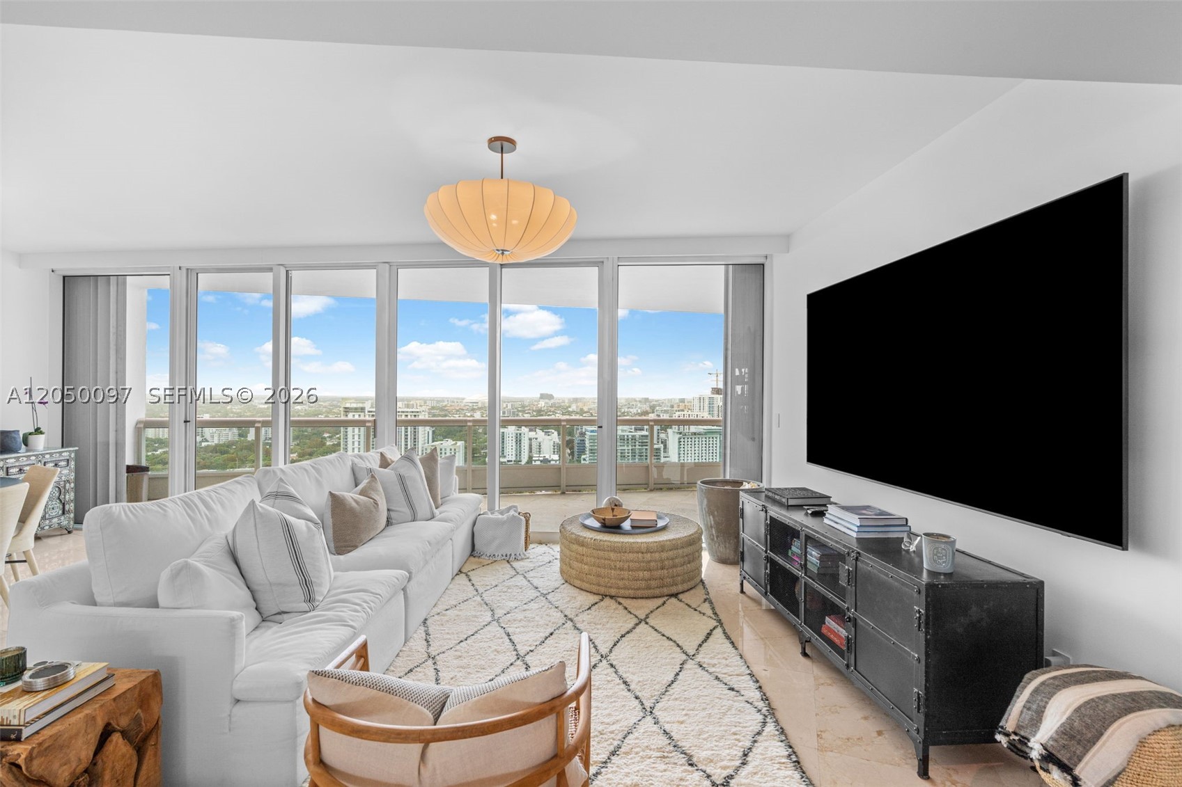 1643 Brickell Ave 2805 Property Photo 8