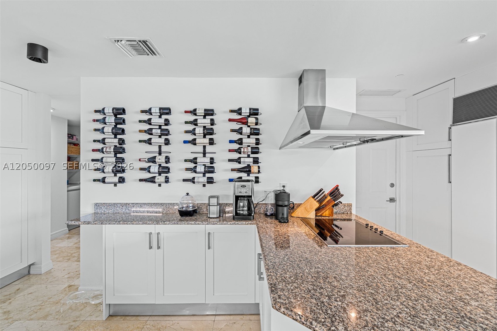 1643 Brickell Ave 2805 Property Photo 14