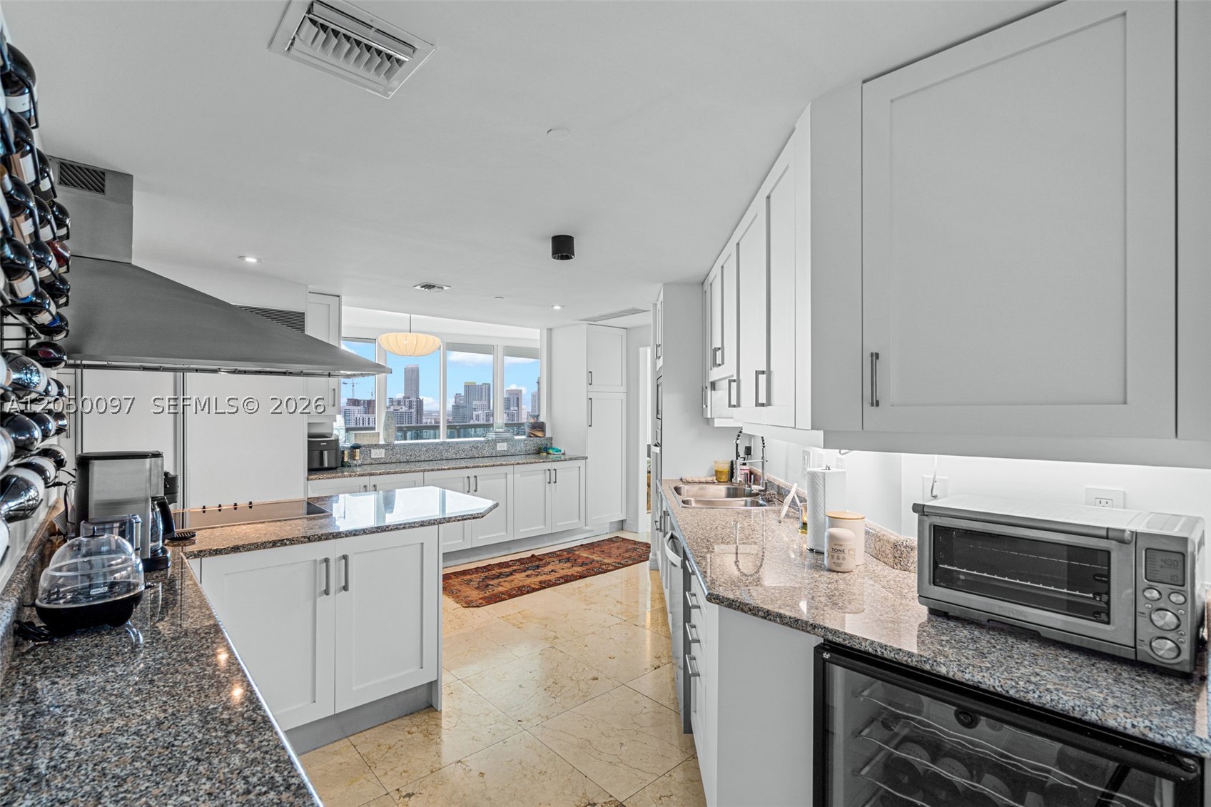 1643 Brickell Ave 2805 Property Photo 15