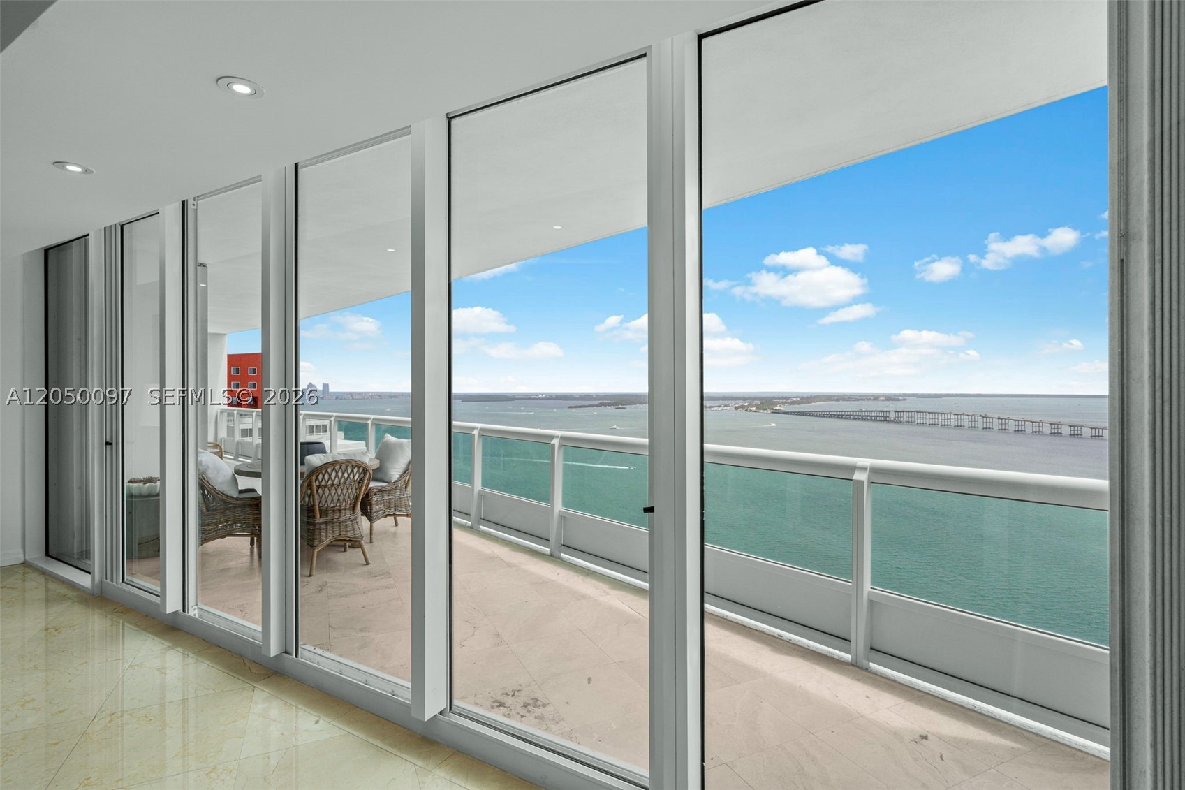 1643 Brickell Ave 2805 Property Photo 17