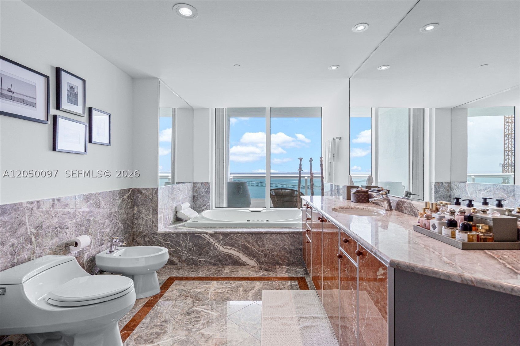 1643 Brickell Ave 2805 Property Photo 25