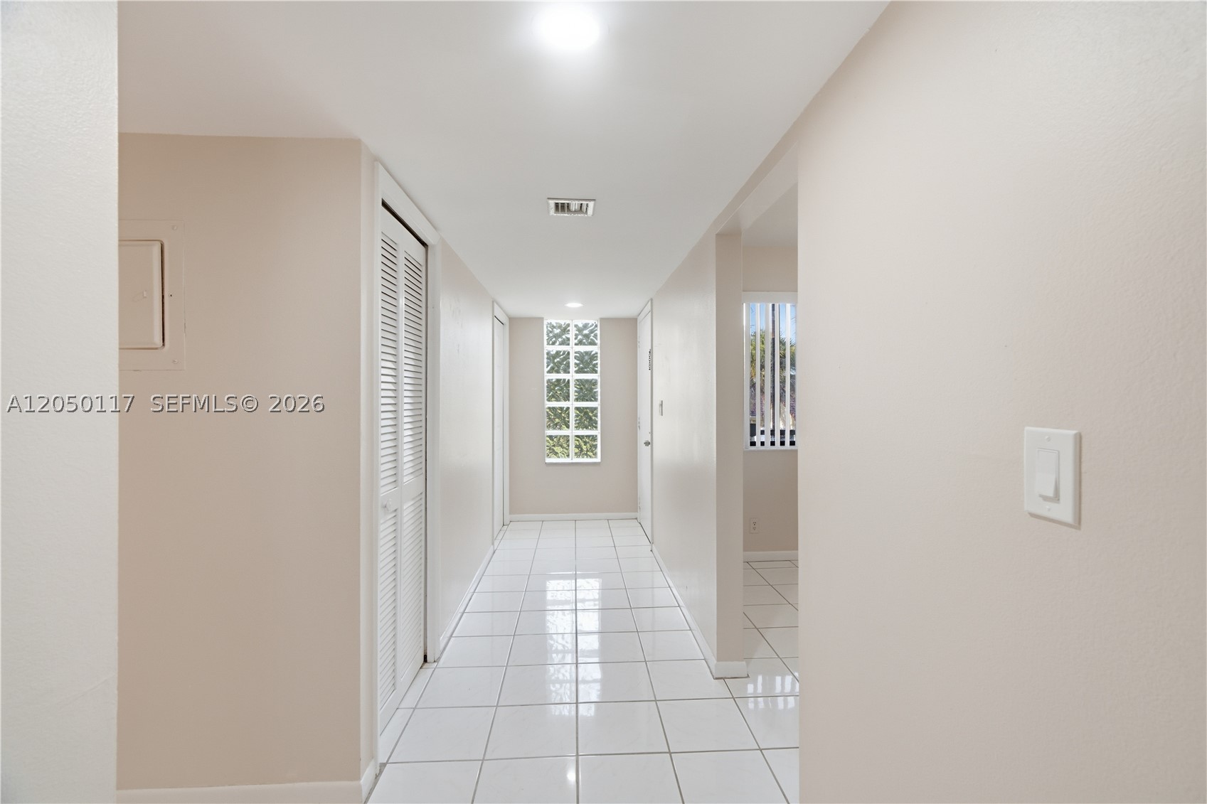 16252 Laurel Dr 201 Property Photo 11