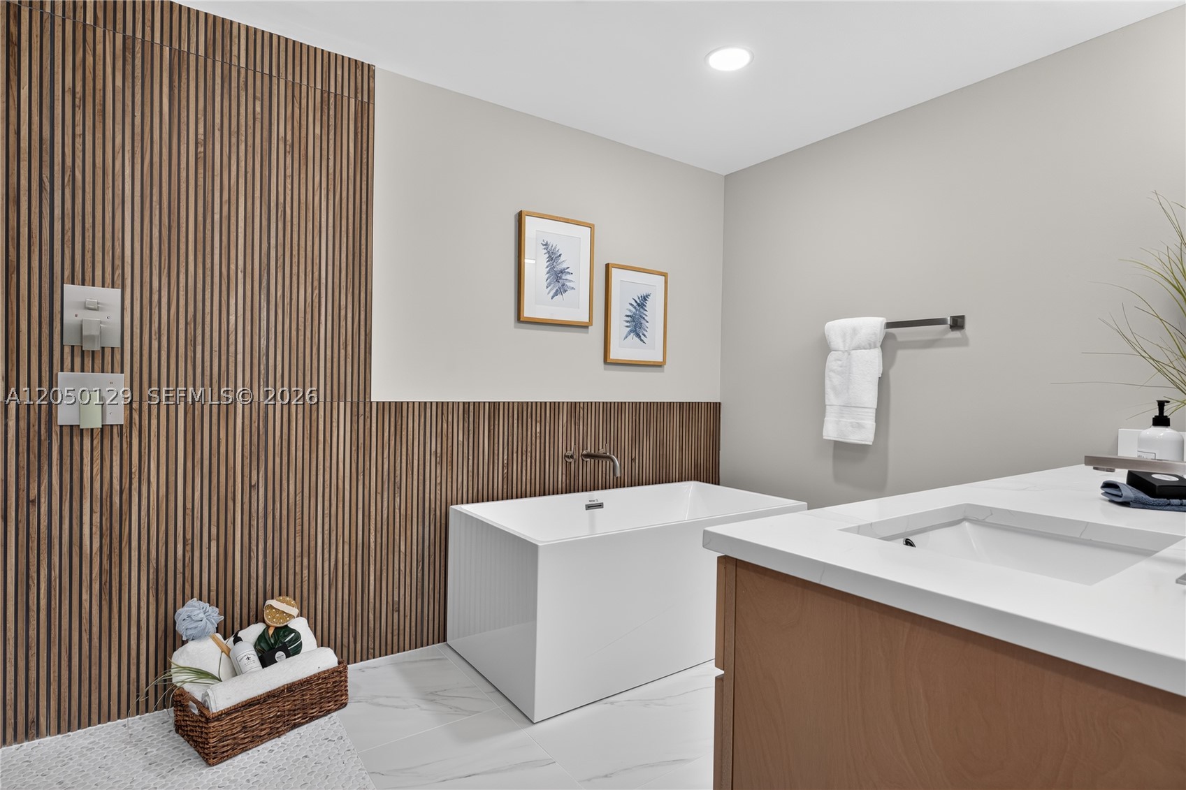 4101 Sw Bimini Cir N Property Photo 16