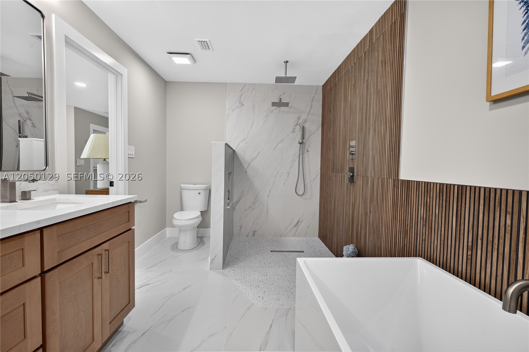 4101 Sw Bimini Cir N Property Photo 18