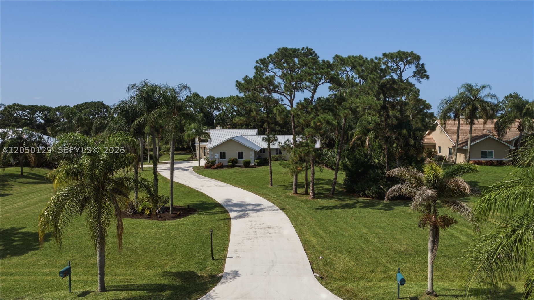4101 Sw Bimini Cir N Property Photo 44