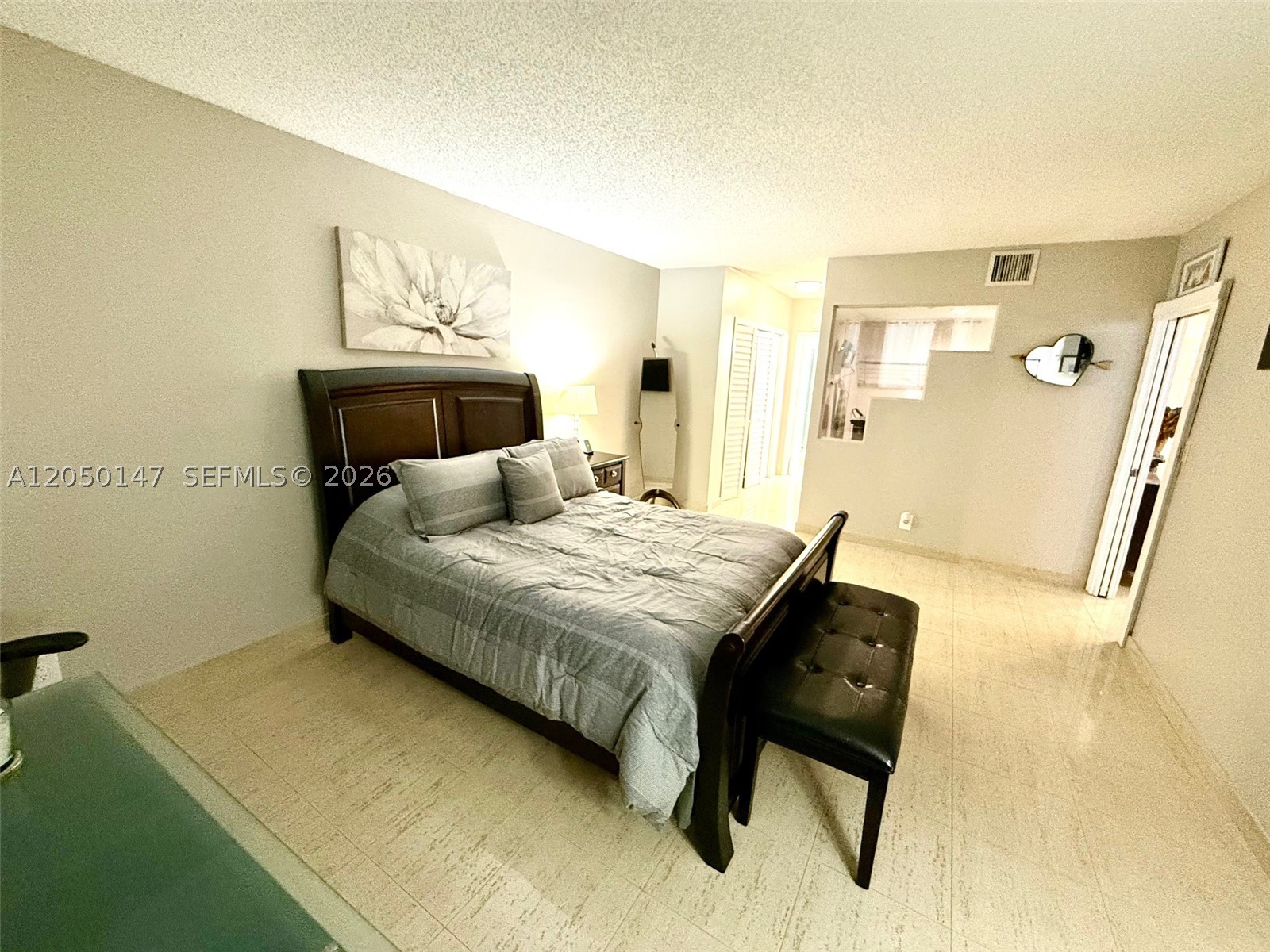 3725 S Ocean Dr 605 Property Photo 8