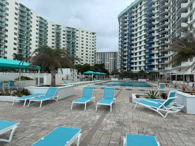 3725 S Ocean Dr 605 Property Photo 18