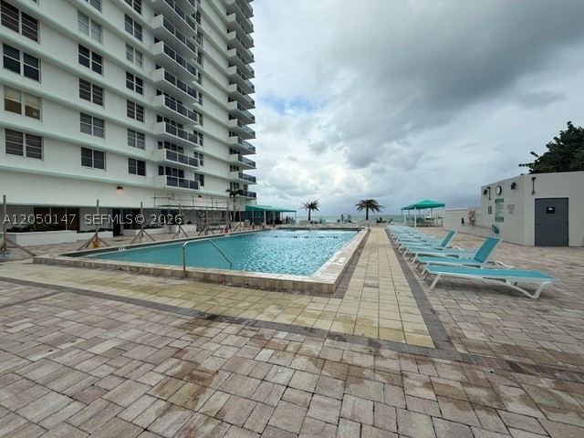 3725 S Ocean Dr 605 Property Photo 19