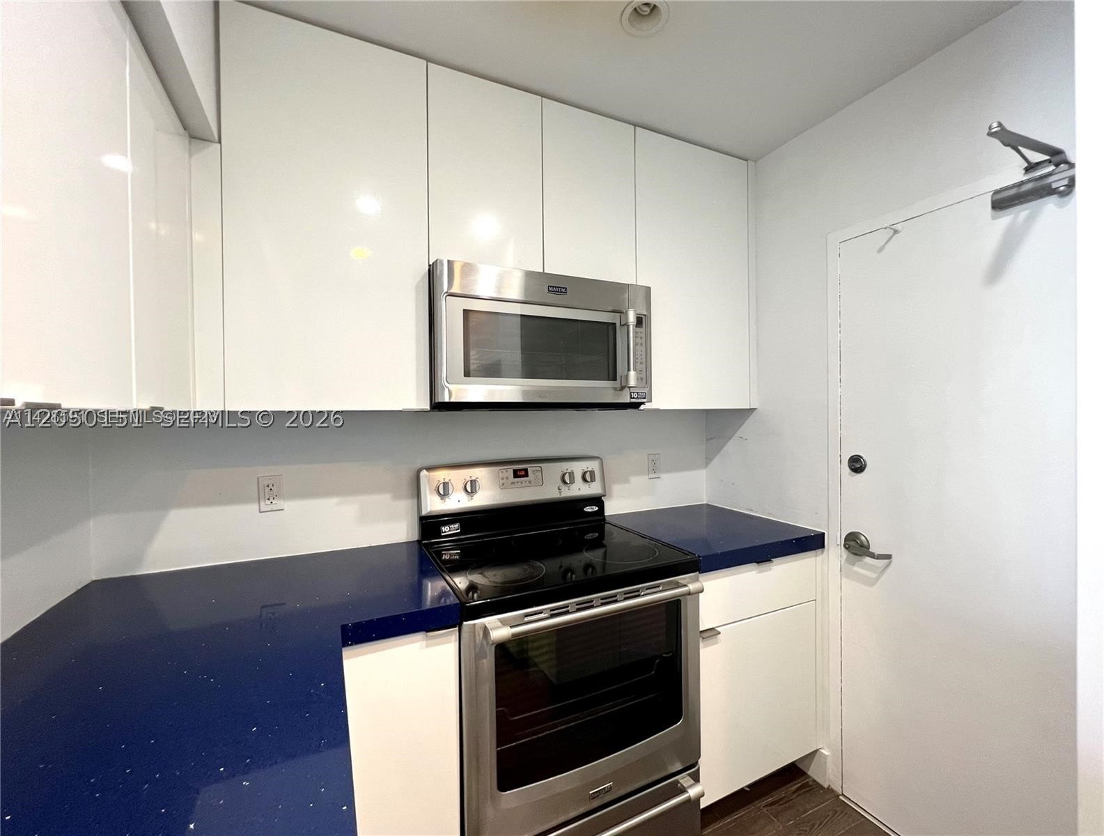 1200 West Ave Ph29 Property Photo 8