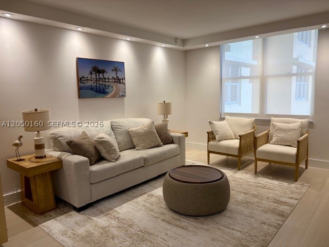 2501 S Ocean Dr 833 (available Now-dec) Property Photo 3