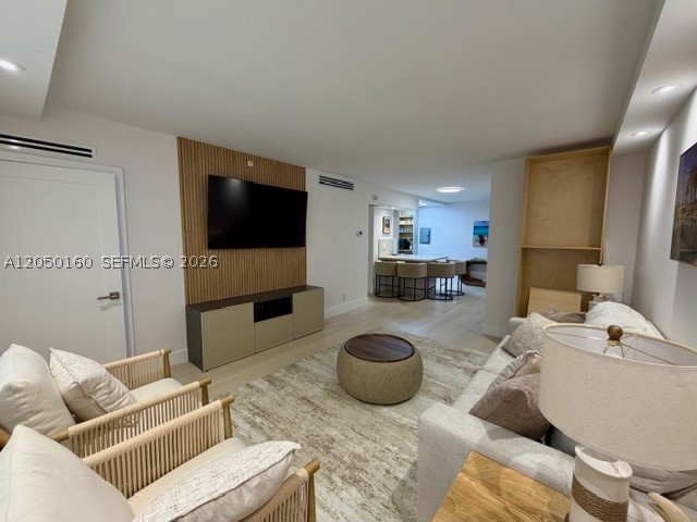 2501 S Ocean Dr 833 (available Now-dec) Property Photo 4