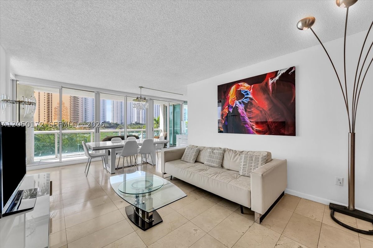 16400 Collins Ave 342 Property Photo 6
