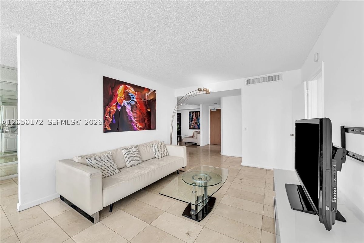16400 Collins Ave 342 Property Photo 11