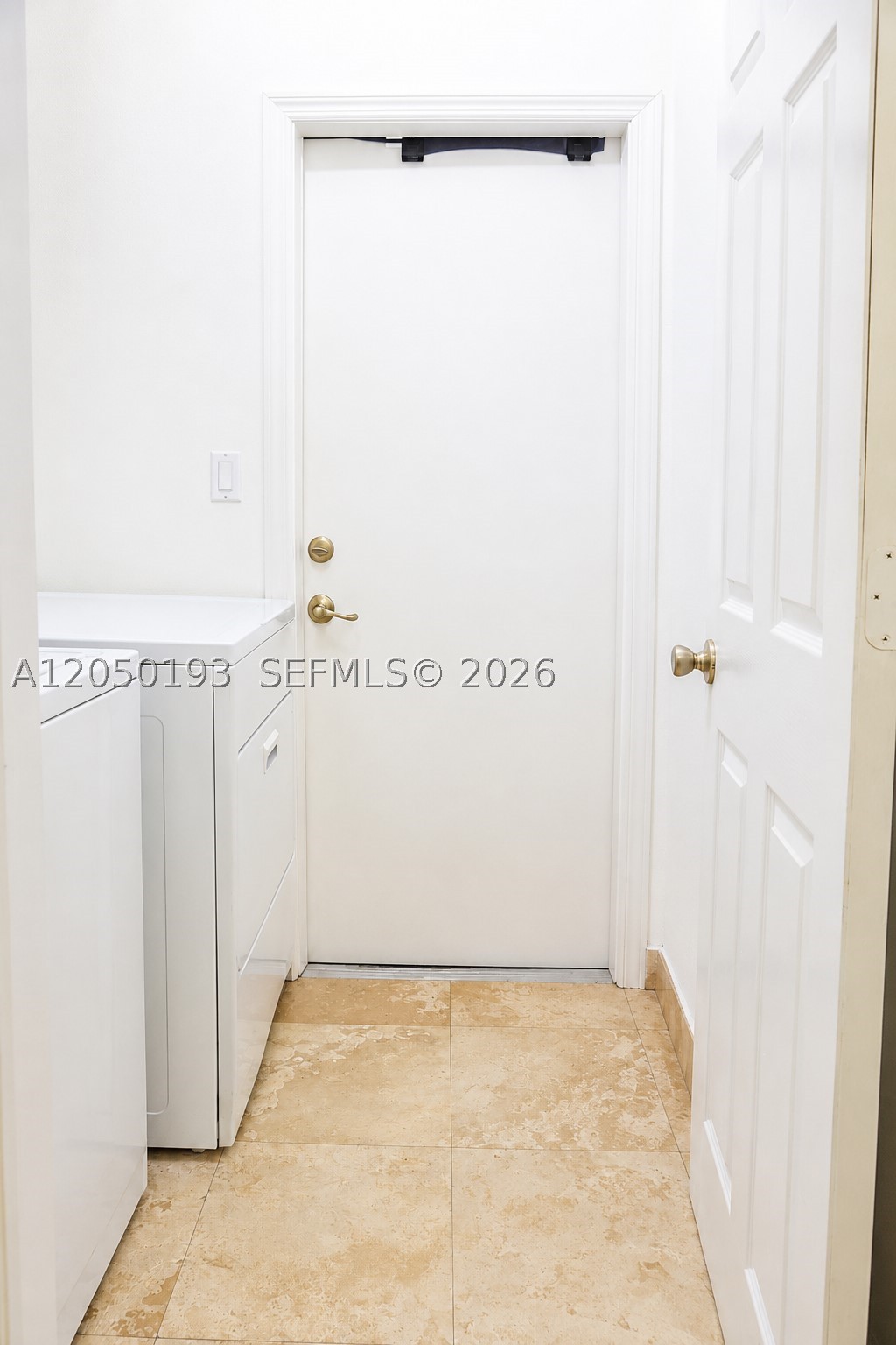 16474 Sw 84th St Property Photo 9