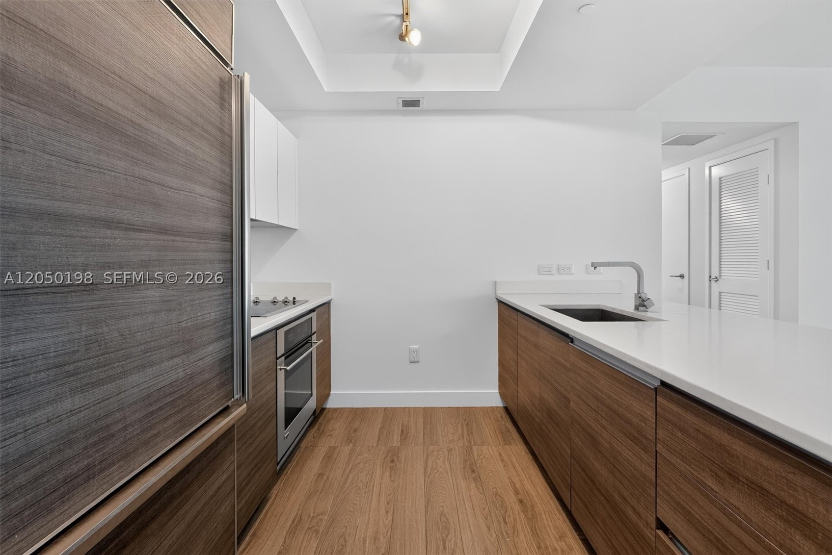 1100 S Miami Ave 3707 Property Photo 9