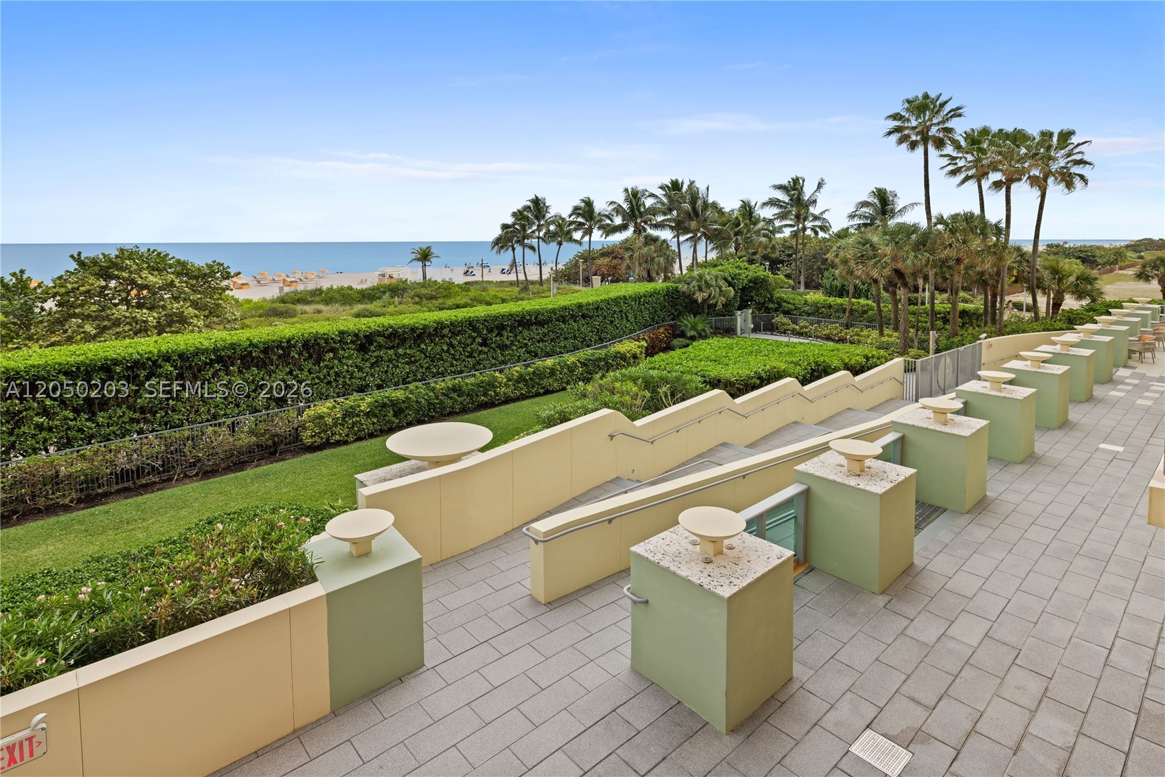 1455 Ocean Dr 1009 Property Photo 24