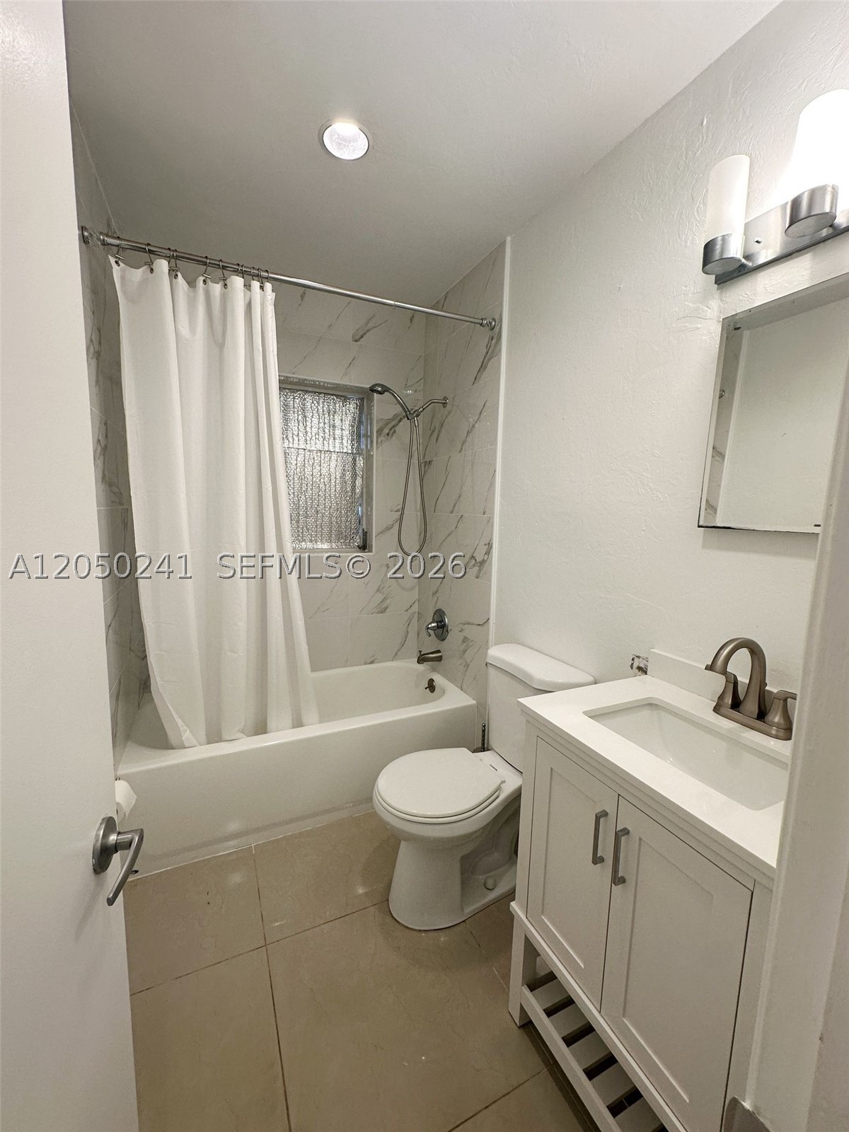 317 Hendricks Isle 1 Property Photo 6