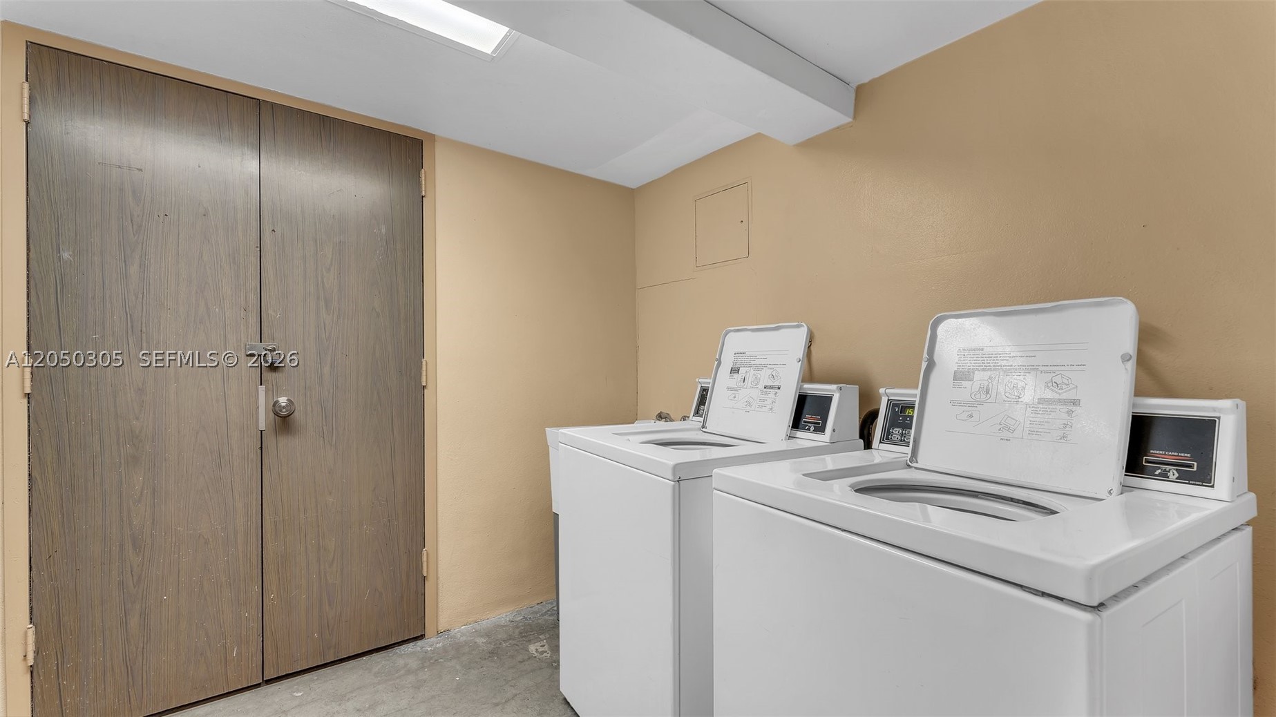 2899 Collins Ave 702 Property Photo 12