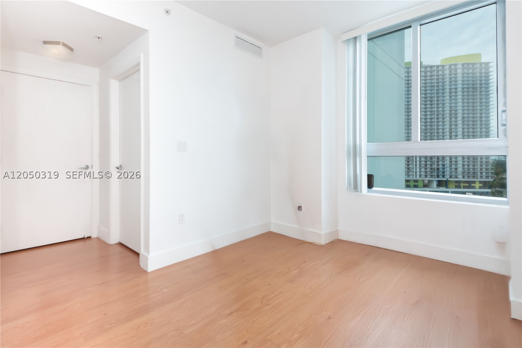 90 Sw 3rd St 2113 Property Photo 14