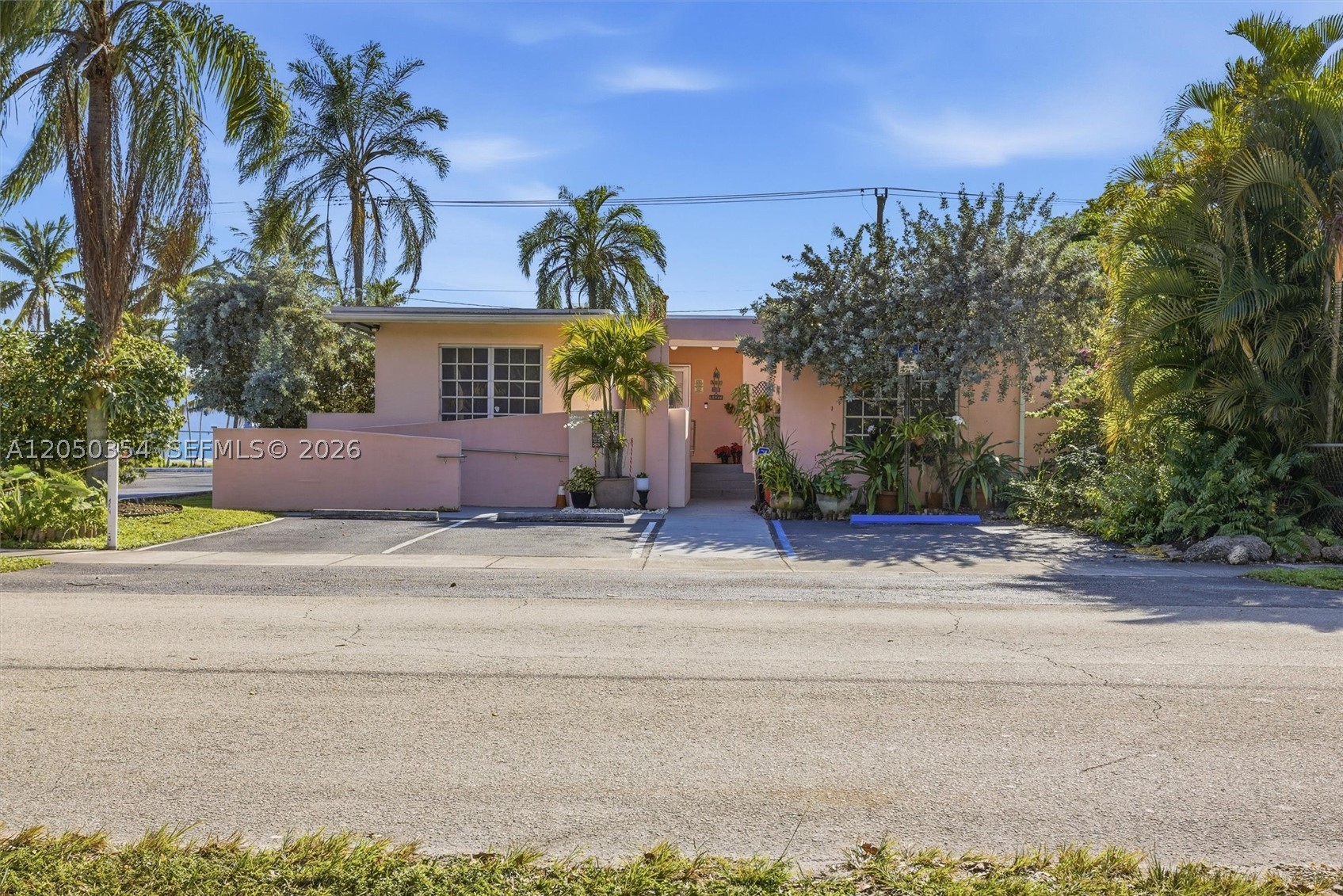 A12050354 Property Photo 1