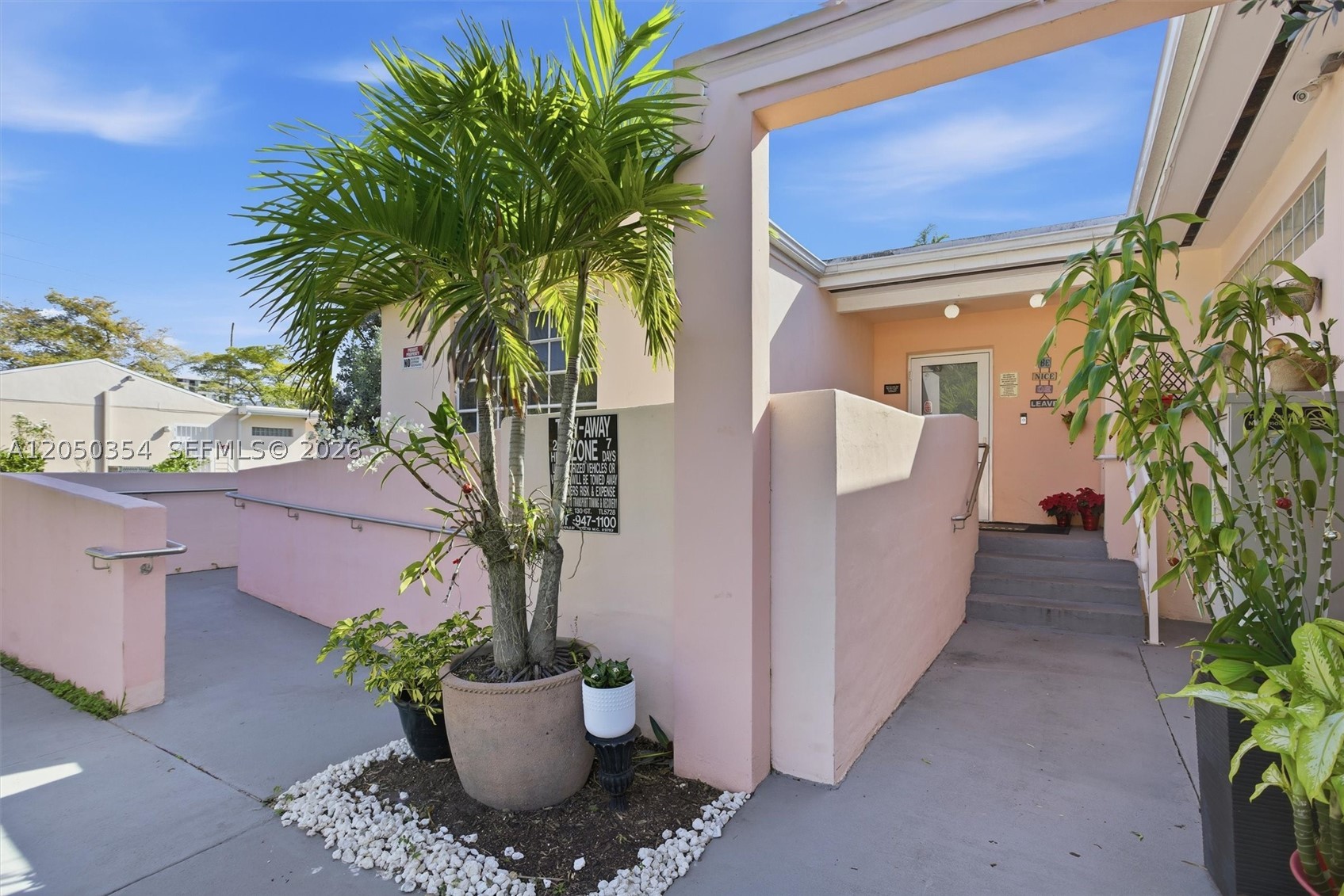 A12050354 Property Photo 2