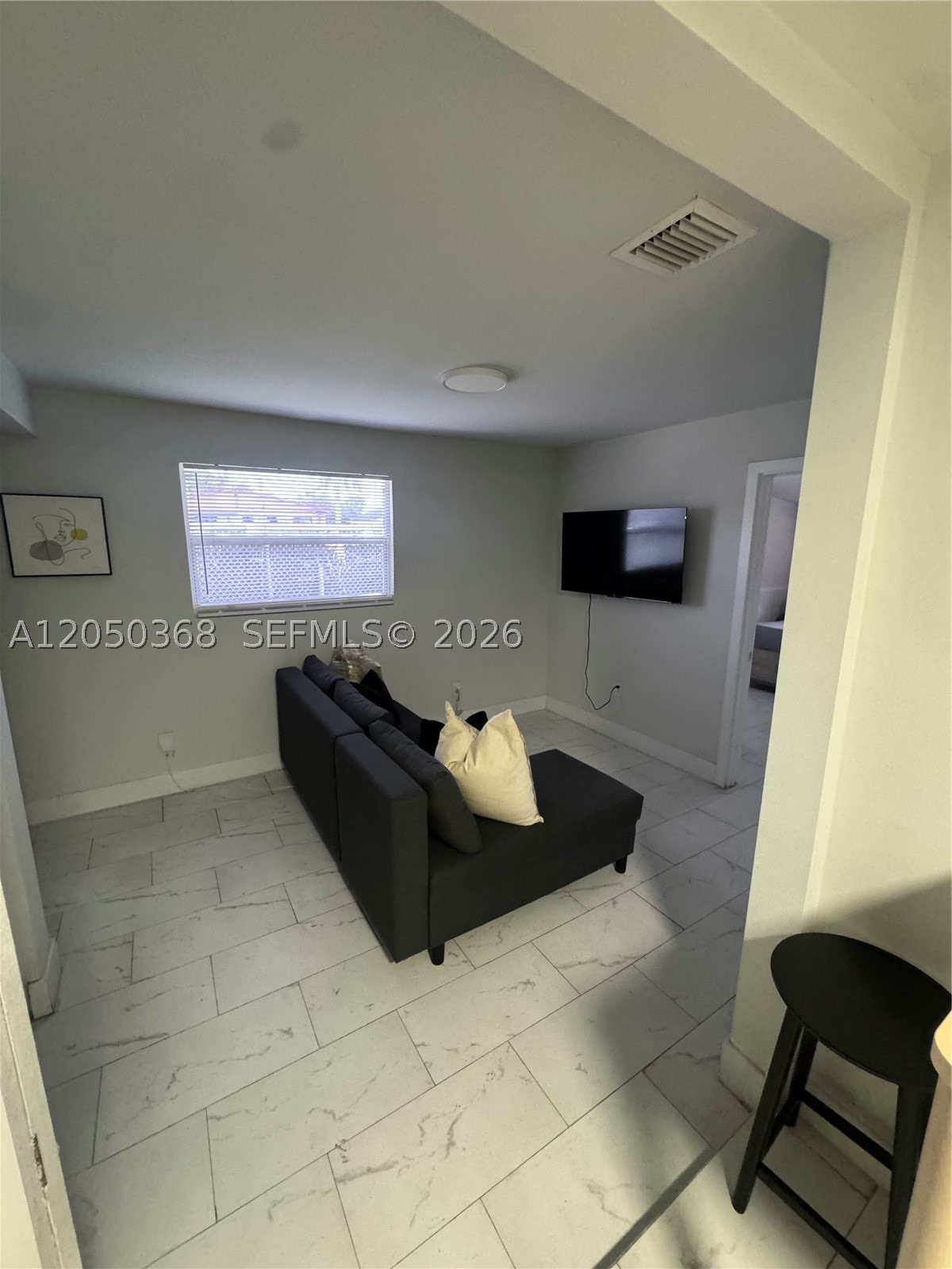 2211 Nw 82nd St 2 Property Photo 10