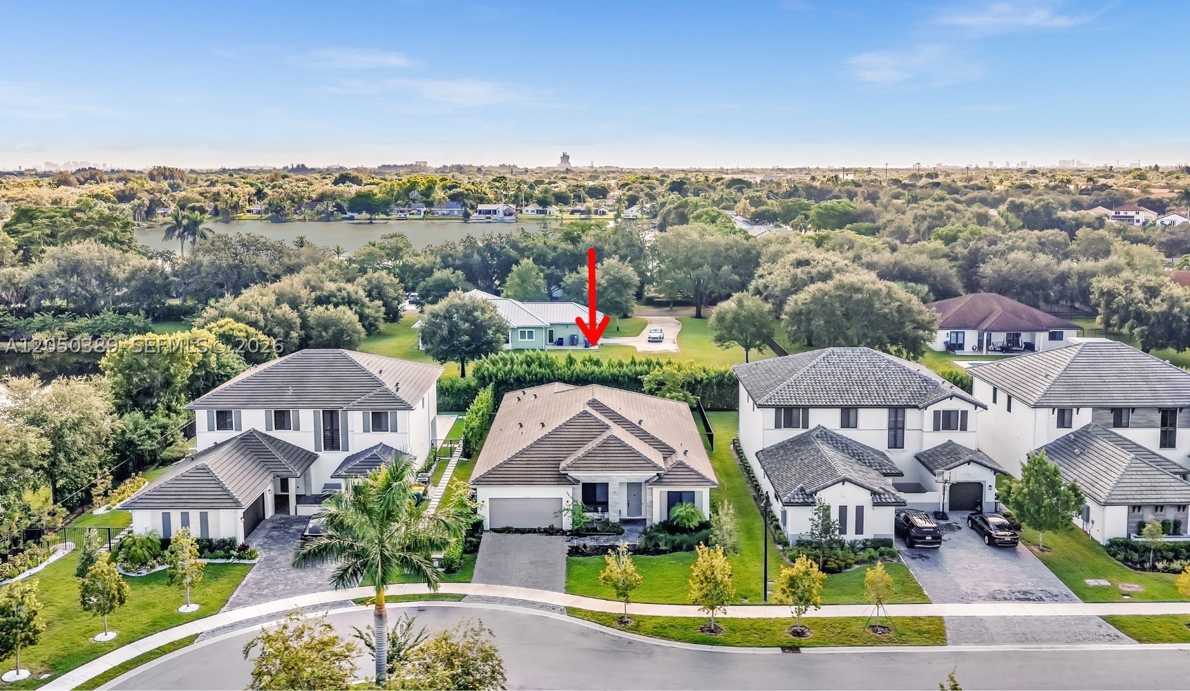 5736 SW 104th Ter