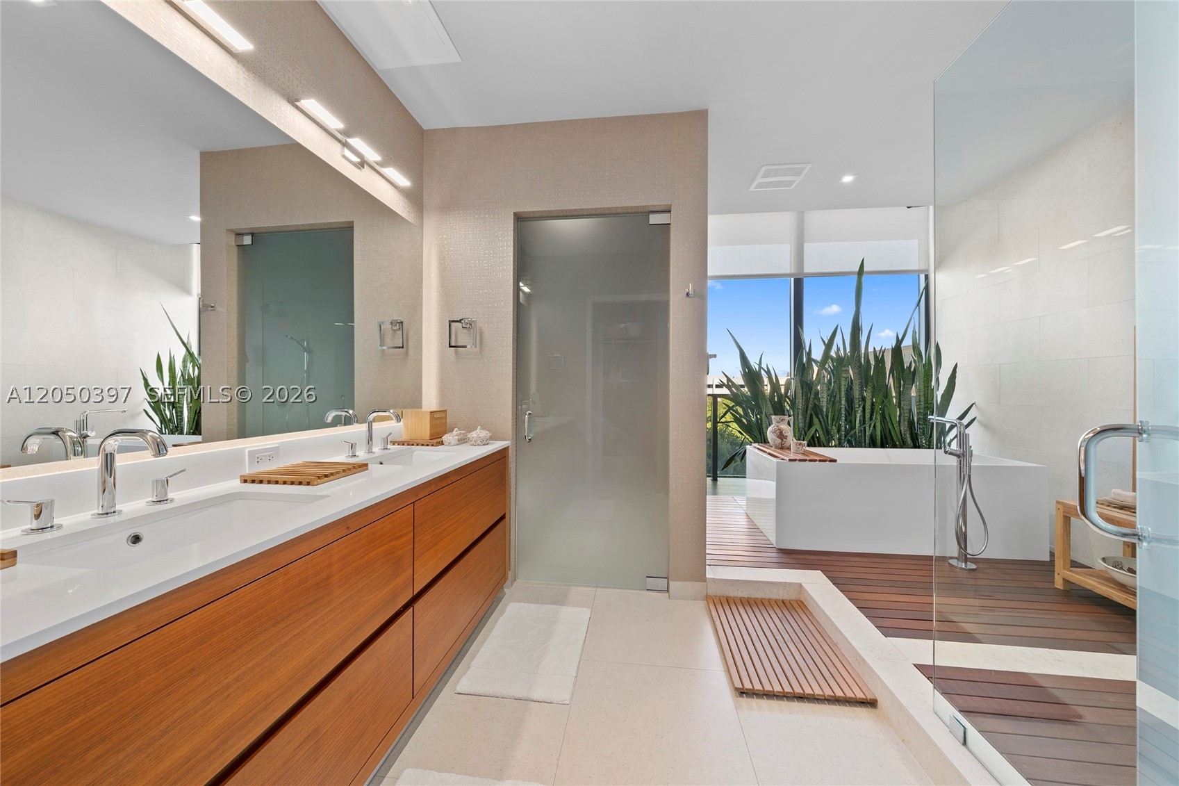 3581 E Glencoe St 403 Property Photo 15