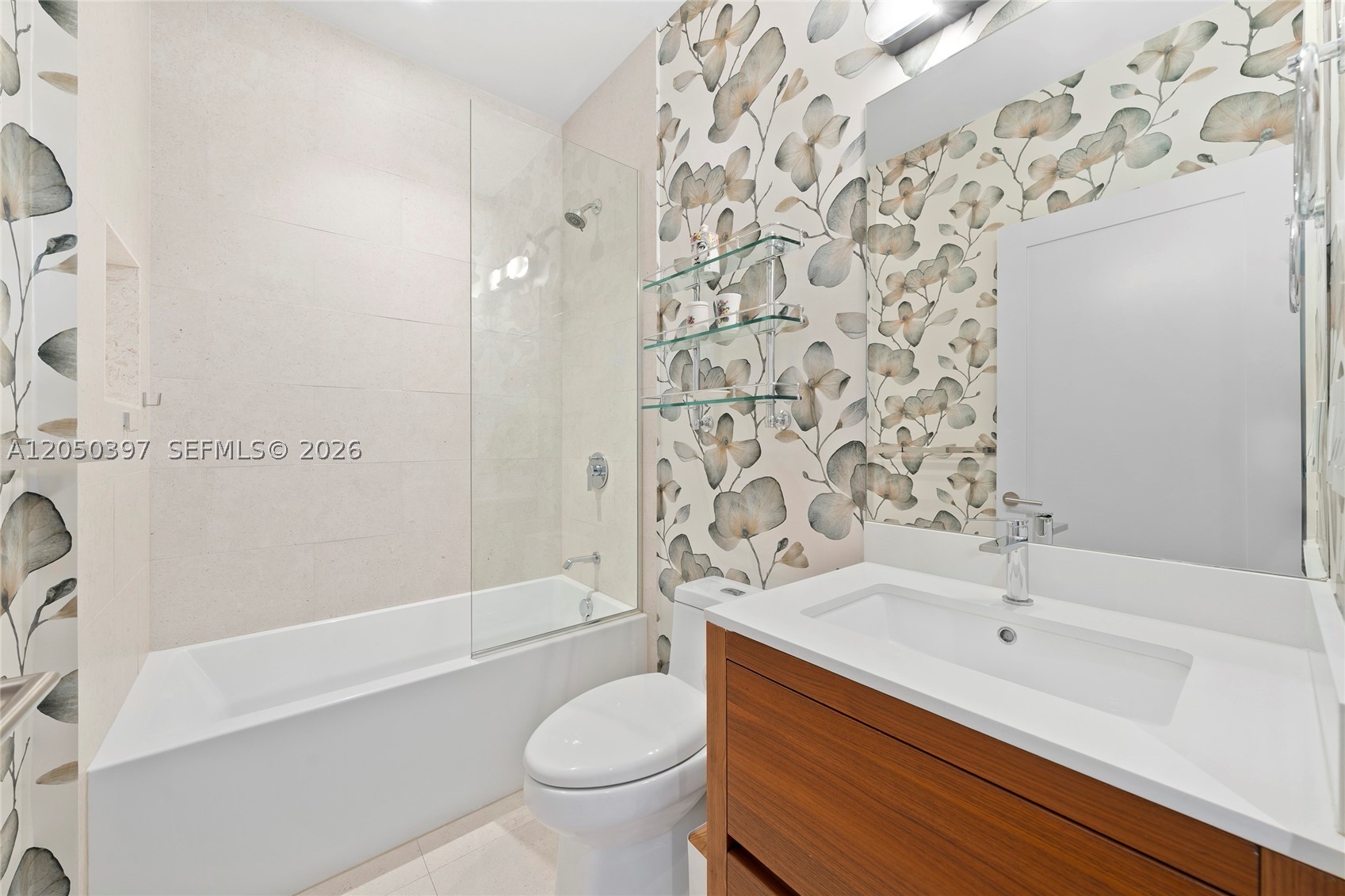 3581 E Glencoe St 403 Property Photo 24