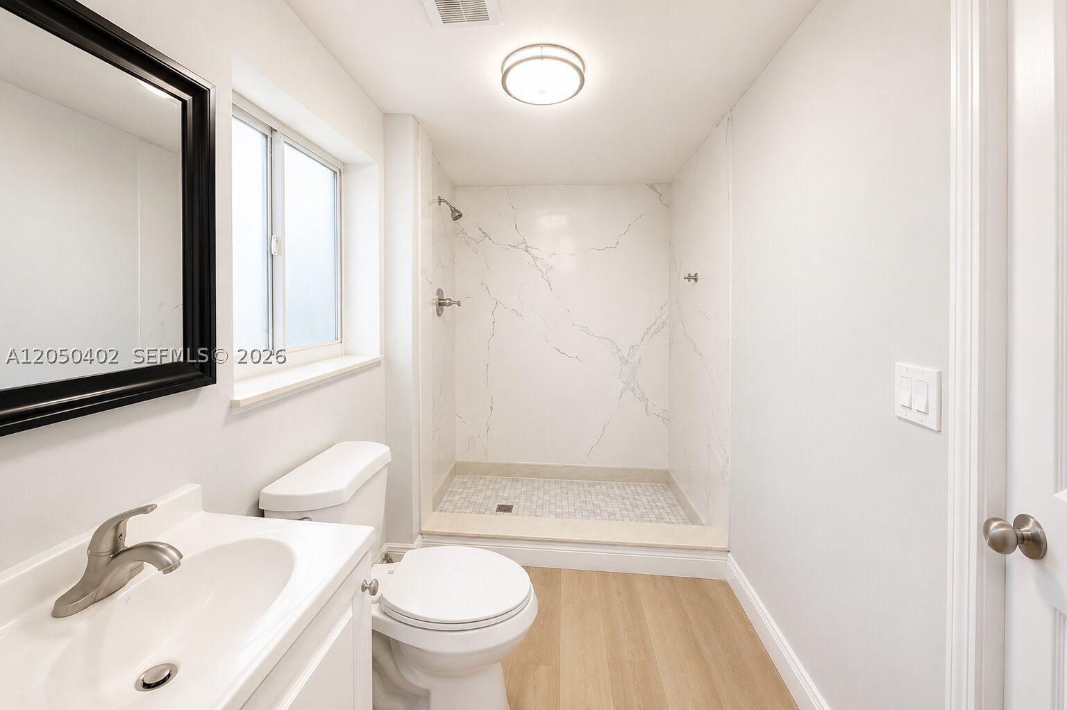 2511 Sw 3rd St B- B Property Photo 7